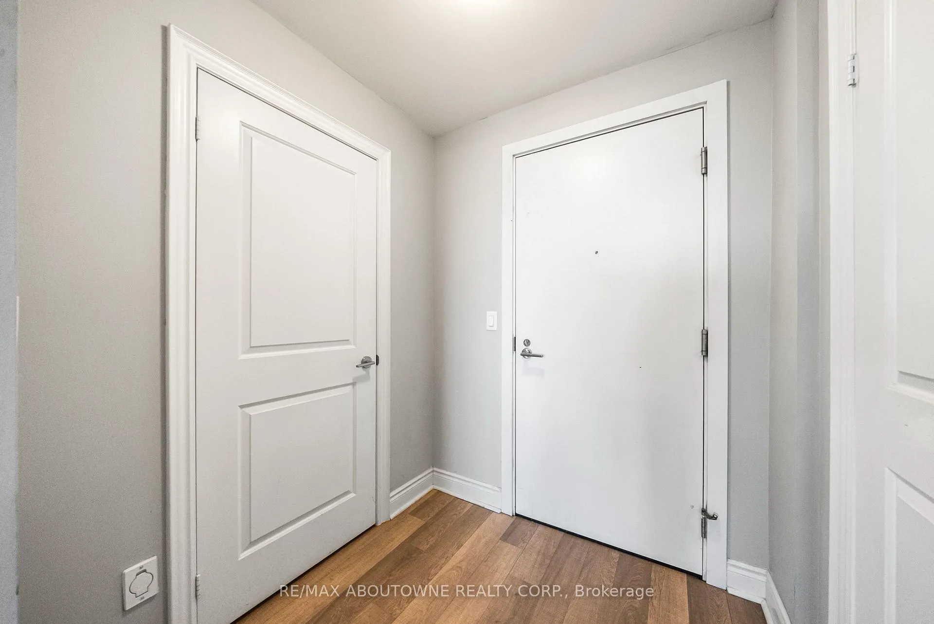 Photo 7 of Unit 3110, 28 Ted Rogers Way, Toronto, Church-Yonge Corridor — HOMEH