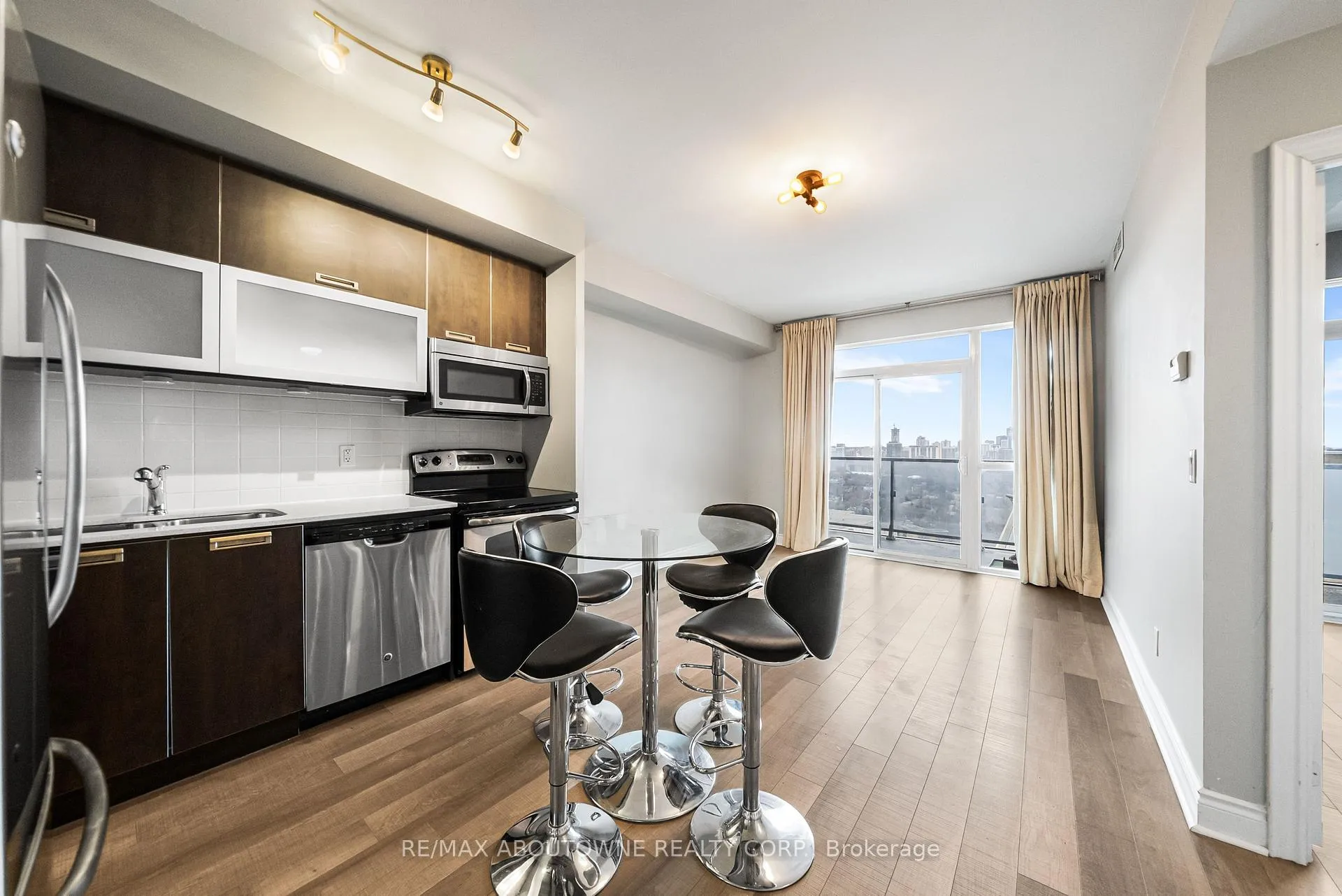 Photo 12 of Unit 3110, 28 Ted Rogers Way, Toronto, Church-Yonge Corridor — HOMEH