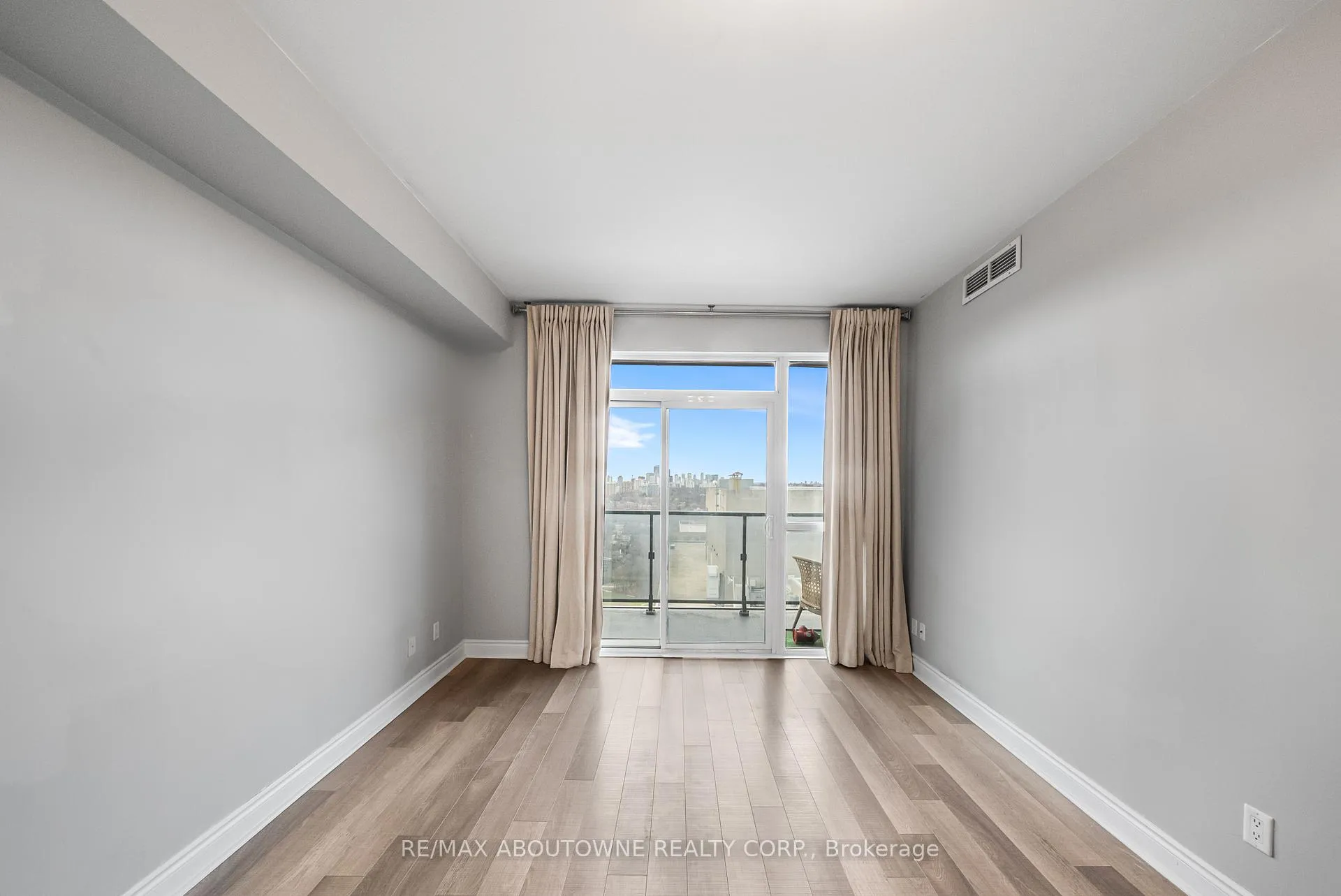 Photo 14 of Unit 3110, 28 Ted Rogers Way, Toronto, Church-Yonge Corridor — HOMEH