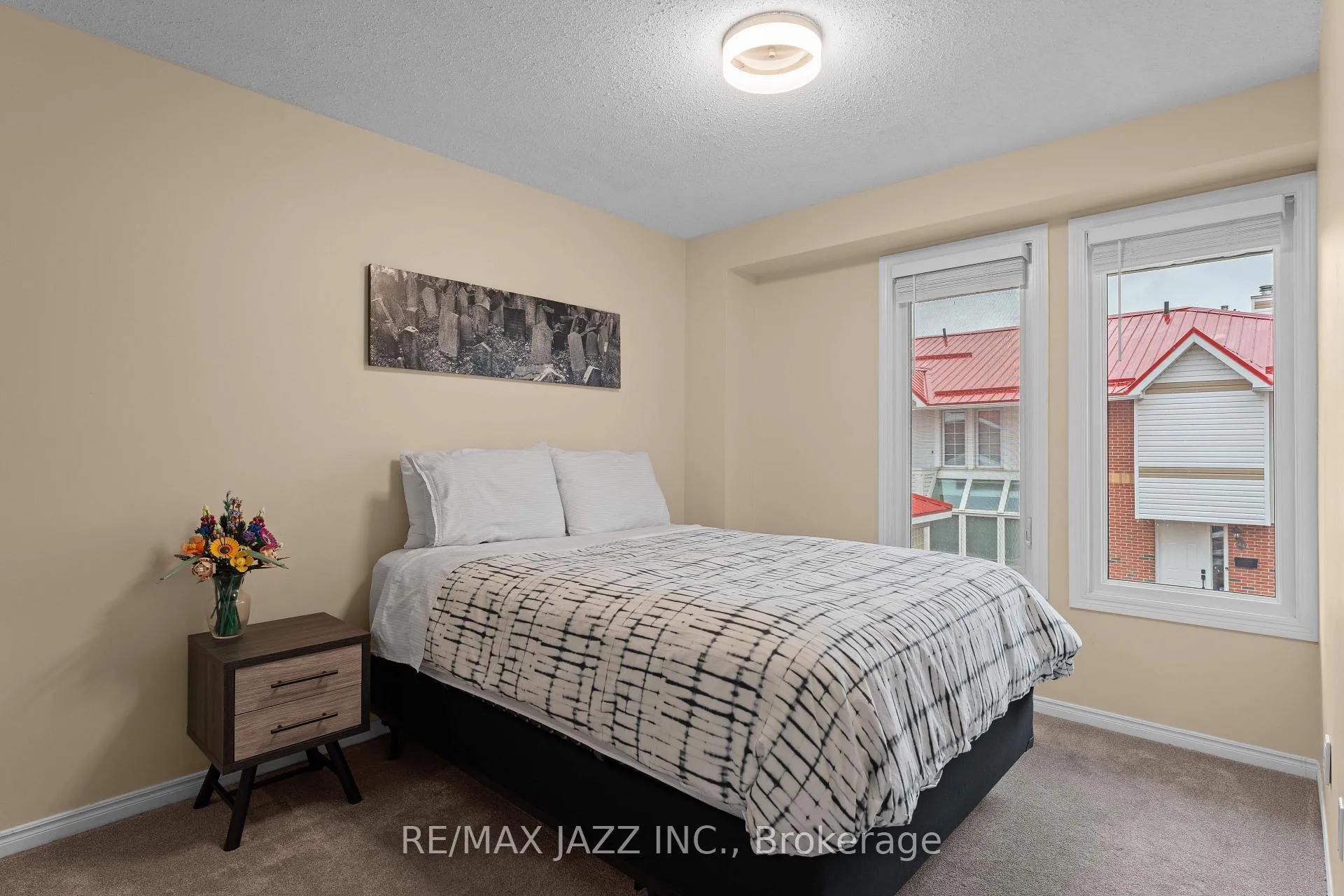 Photo 14 of Unit 48, 1 Place D'armes, Kingston, East of Sir John A. Blvd — HOMEH
