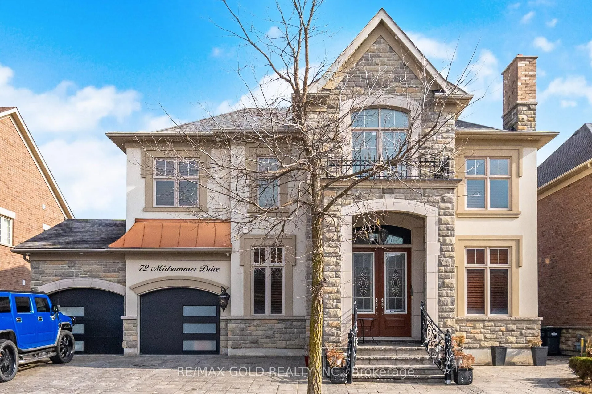 Front of 72 Midsummer Drive
