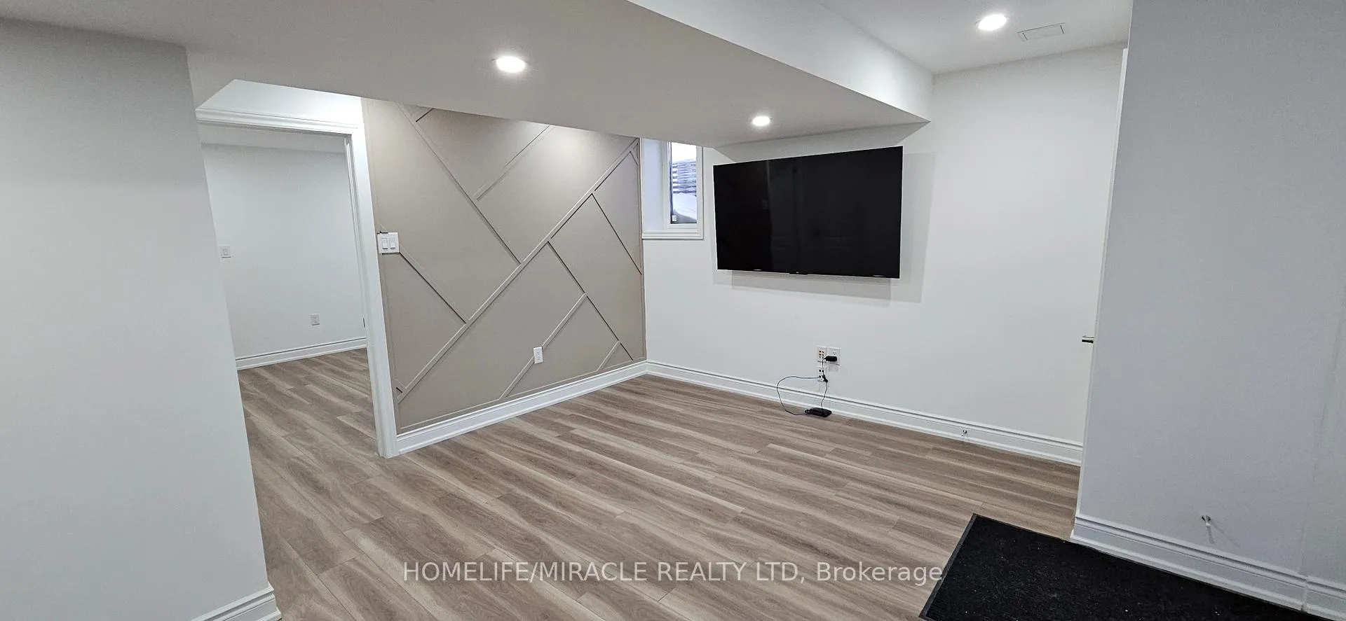 Photo 3 of 1183 Ravenscroft Bsmt Road, Ajax, Northwest Ajax — HOMEH