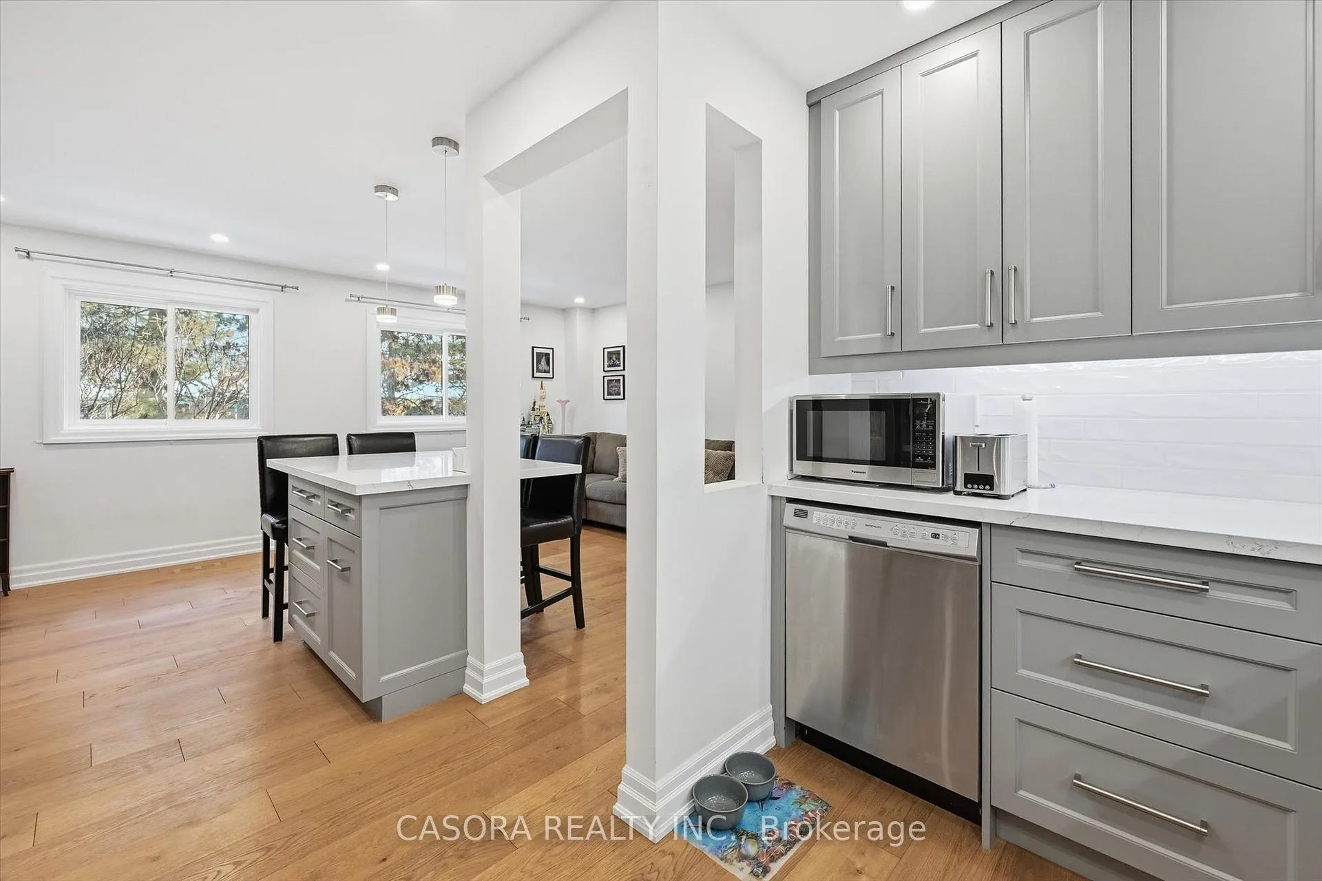 Photo 15 of Unit 112, 680 Regency Court, Burlington, Roseland — HOMEH