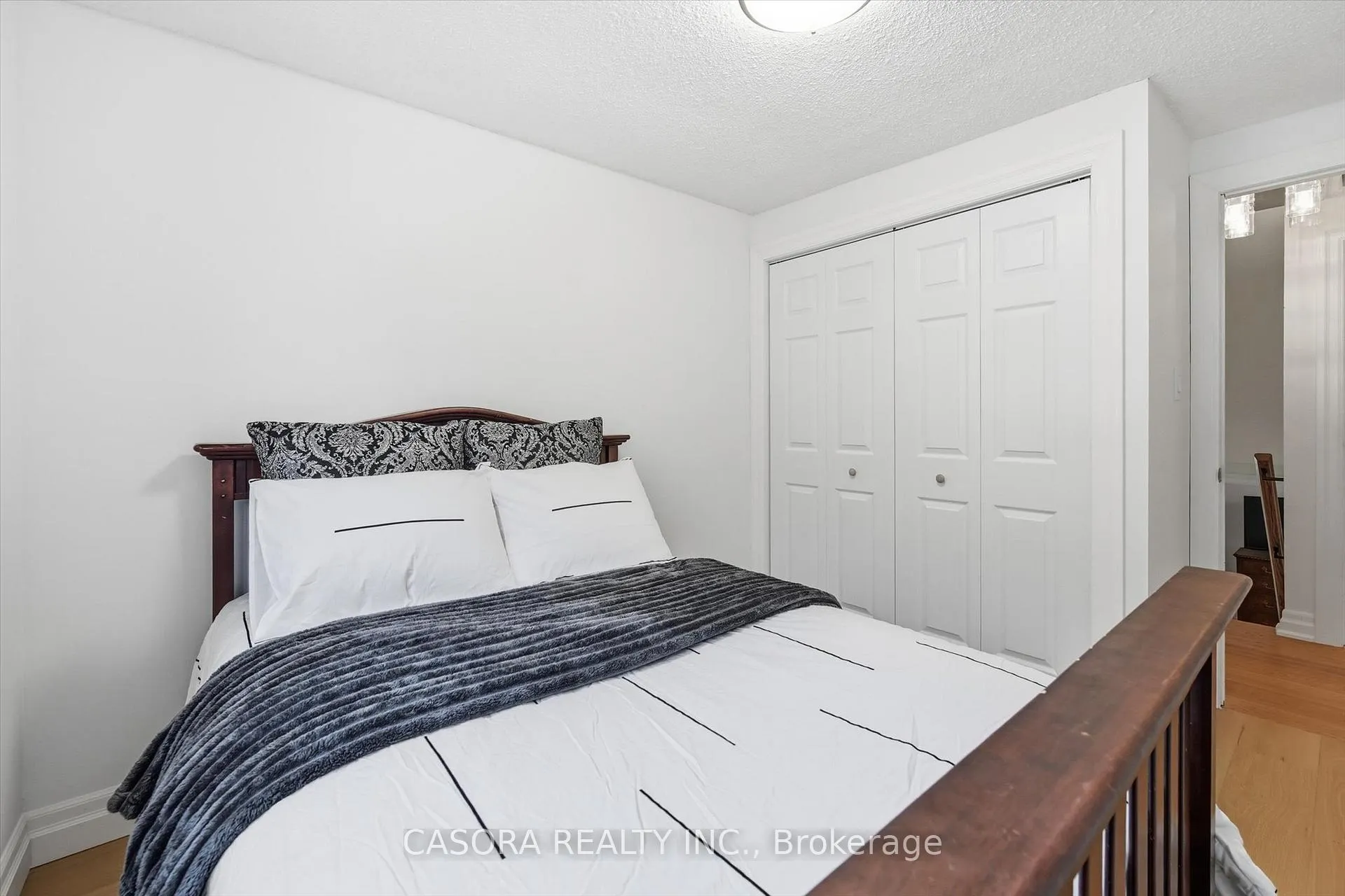 Photo 26 of Unit 112, 680 Regency Court, Burlington, Roseland — HOMEH