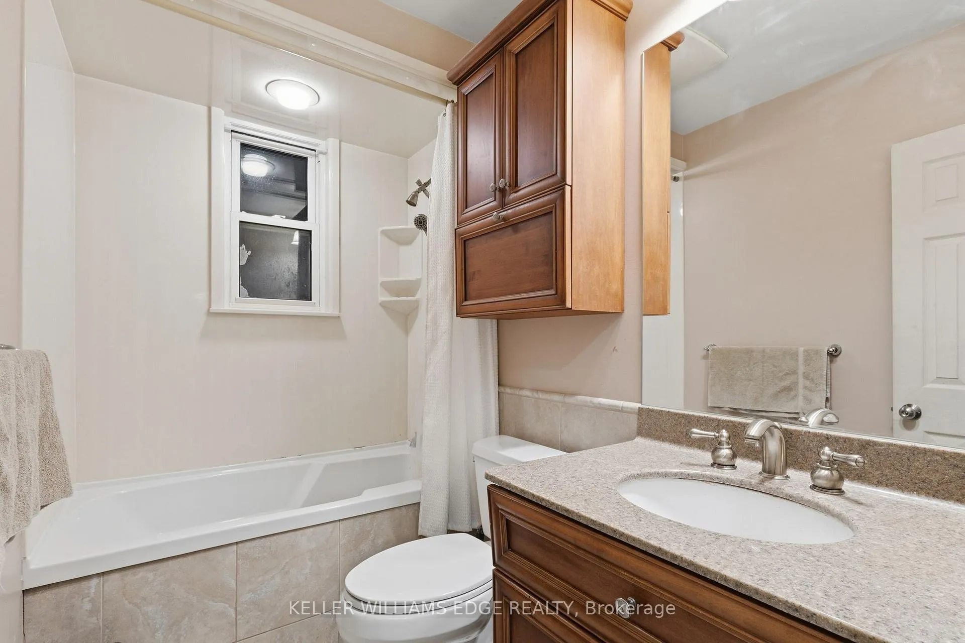 Photo 19 of 13 Alba Street, Hamilton, Stoney Creek — HOMEH
