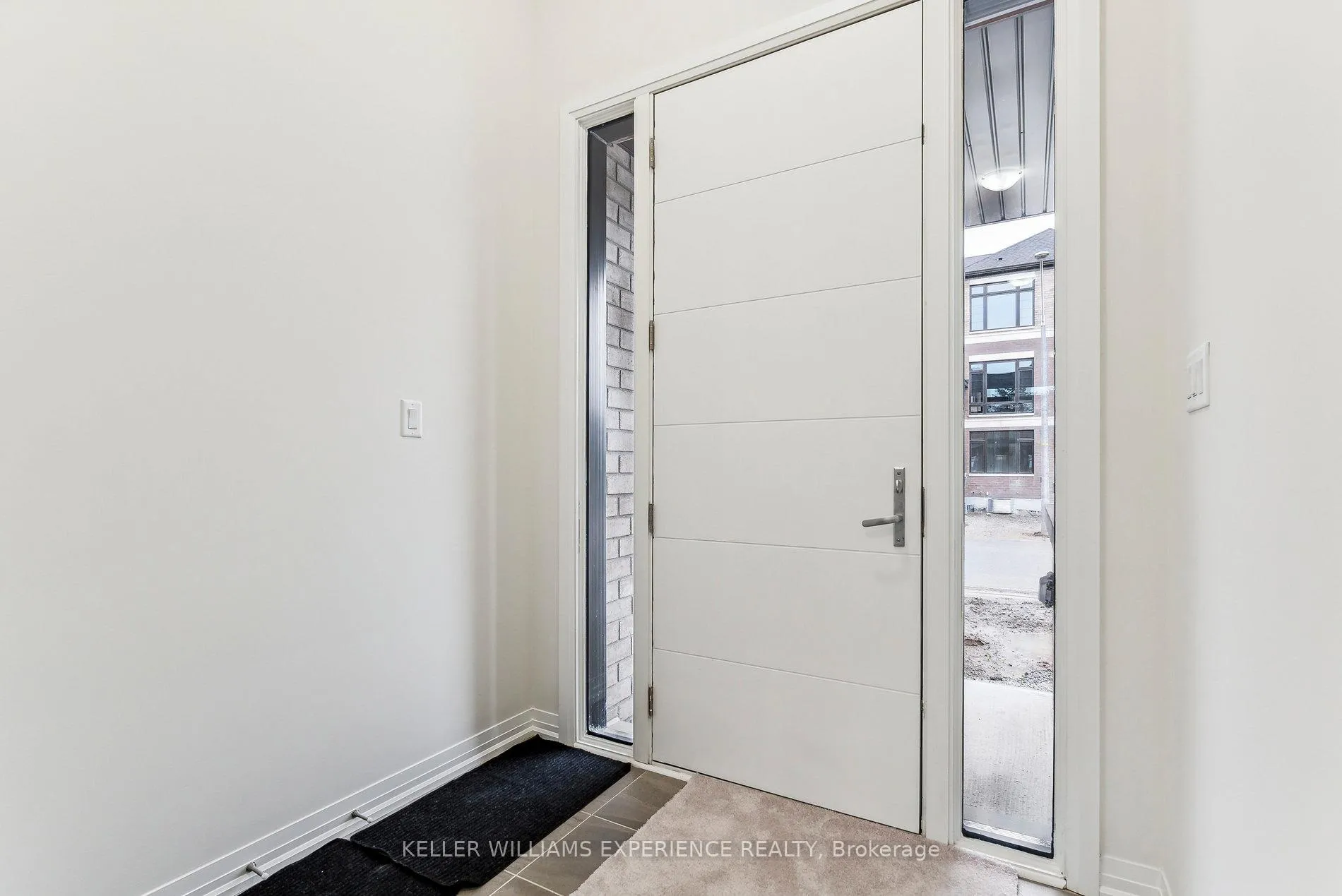 Photo 7 of 102 Turnberry Lane, Barrie, Painswick South — HOMEH