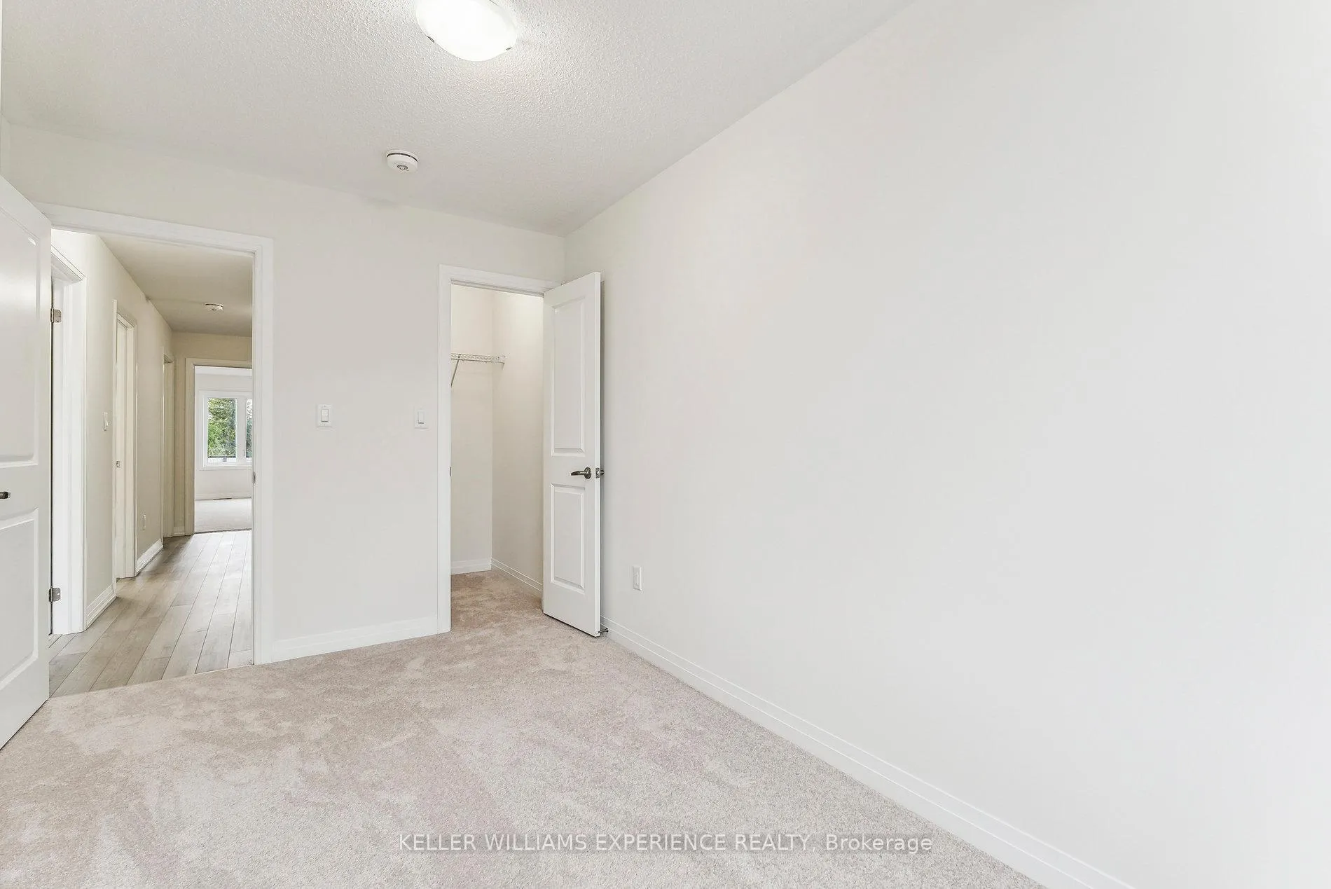 Photo 20 of 102 Turnberry Lane, Barrie, Painswick South — HOMEH