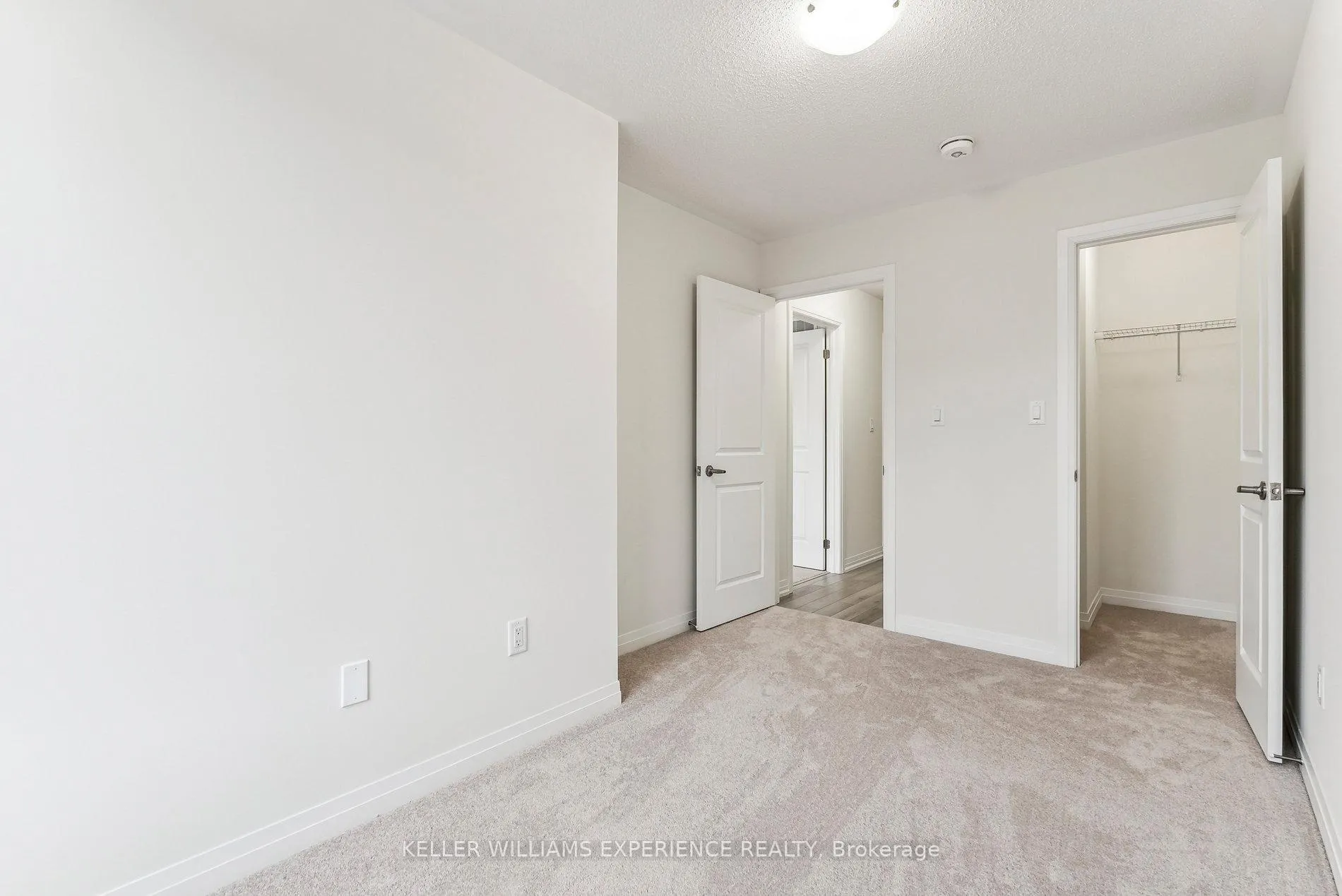 Photo 21 of 102 Turnberry Lane, Barrie, Painswick South — HOMEH
