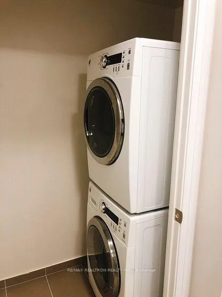 Photo 5 of Unit 308, 8200 Birchmount Road, Markham, Unionville — HOMEH
