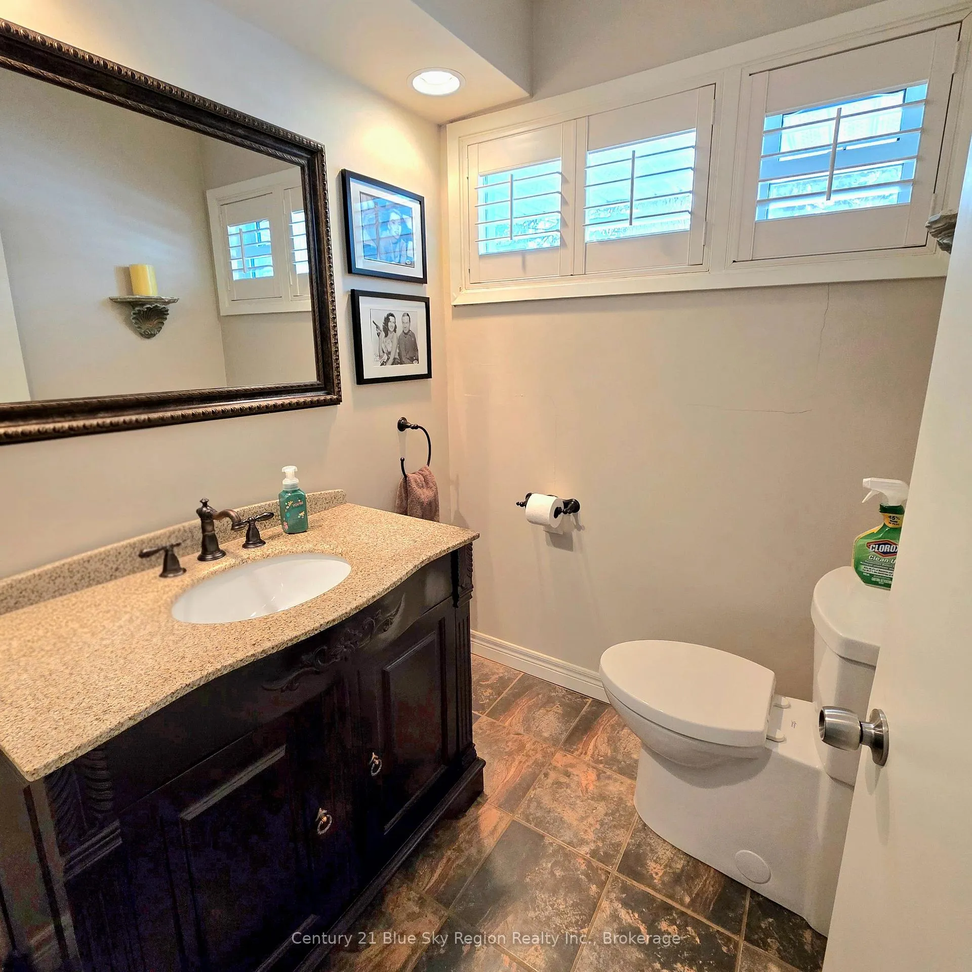 Photo 17 of 941 Pinewood Road, North Bay, West End — HOMEH
