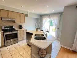 Photo 4 of 2245 Hummingbird Way, Oakville, West Oak Trails — HOMEH
