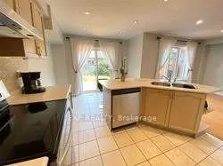 Photo 8 of 2245 Hummingbird Way, Oakville, West Oak Trails — HOMEH