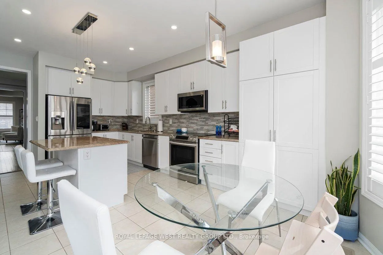 Photo 12 of 162 Willet Terrace, Milton, Harrison — HOMEH