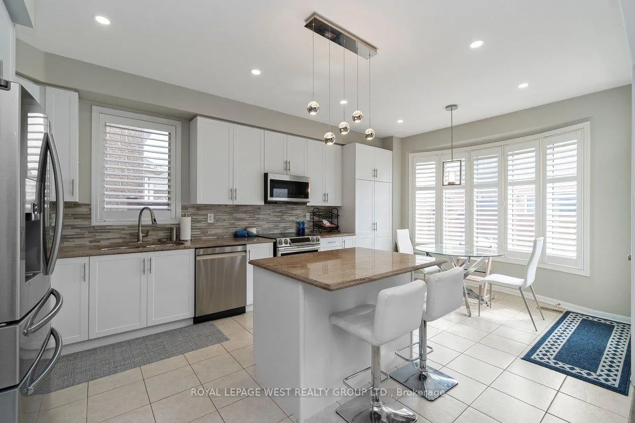 Photo 16 of 162 Willet Terrace, Milton, Harrison — HOMEH