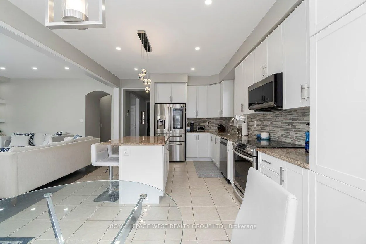Photo 17 of 162 Willet Terrace, Milton, Harrison — HOMEH