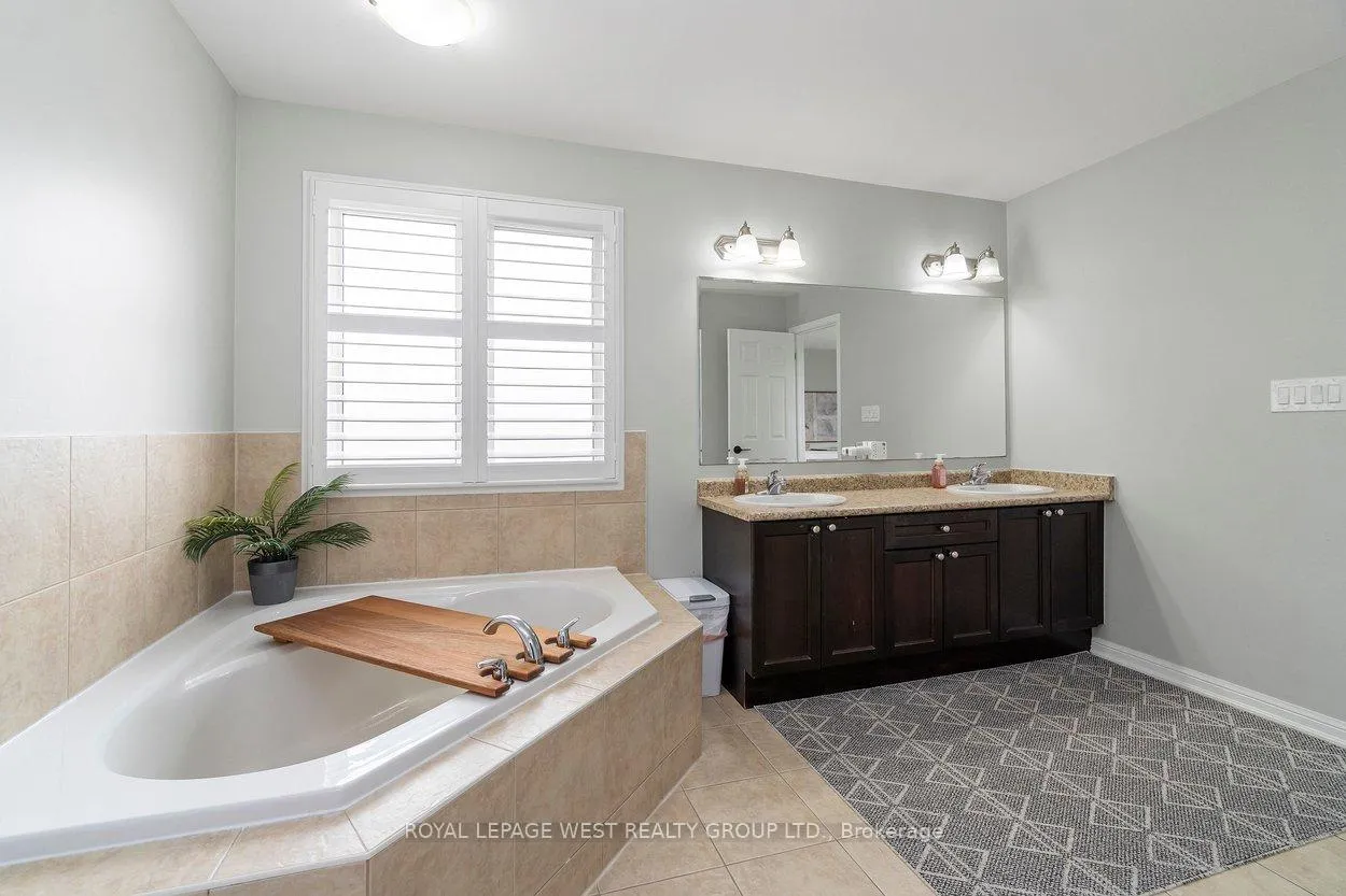 Photo 30 of 162 Willet Terrace, Milton, Harrison — HOMEH