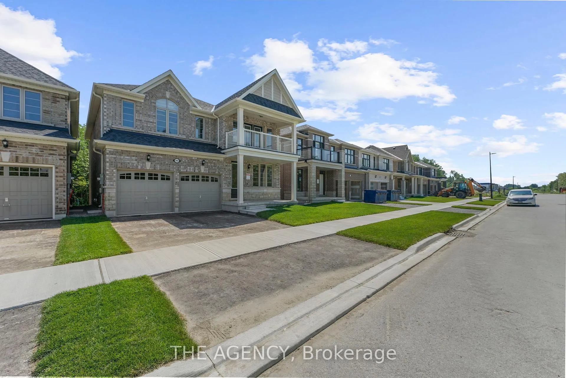 Photo 3 of 145 Dovedale Drive, Georgina, Keswick South — HOMEH
