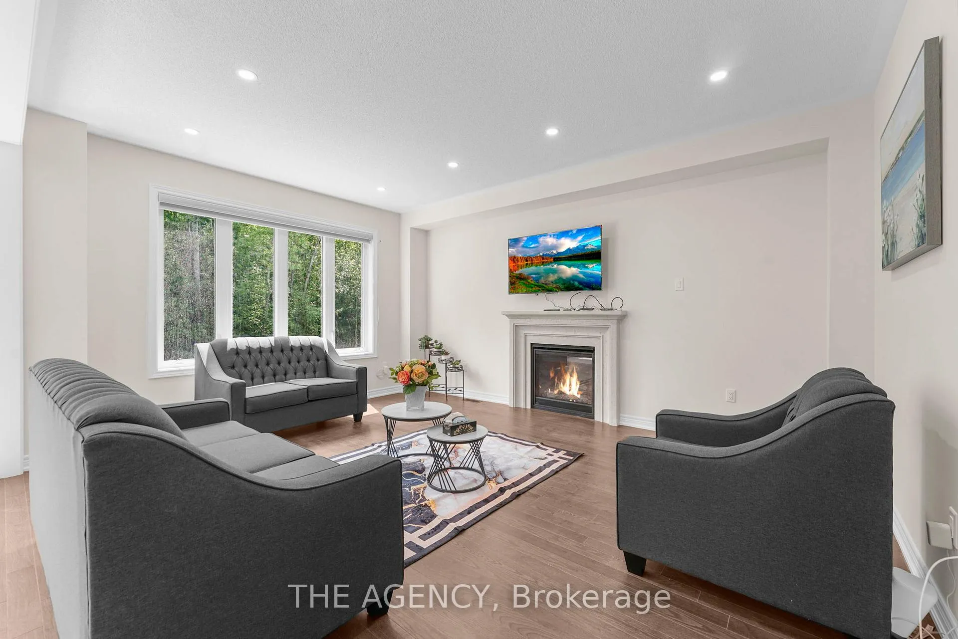 Photo 6 of 145 Dovedale Drive, Georgina, Keswick South — HOMEH