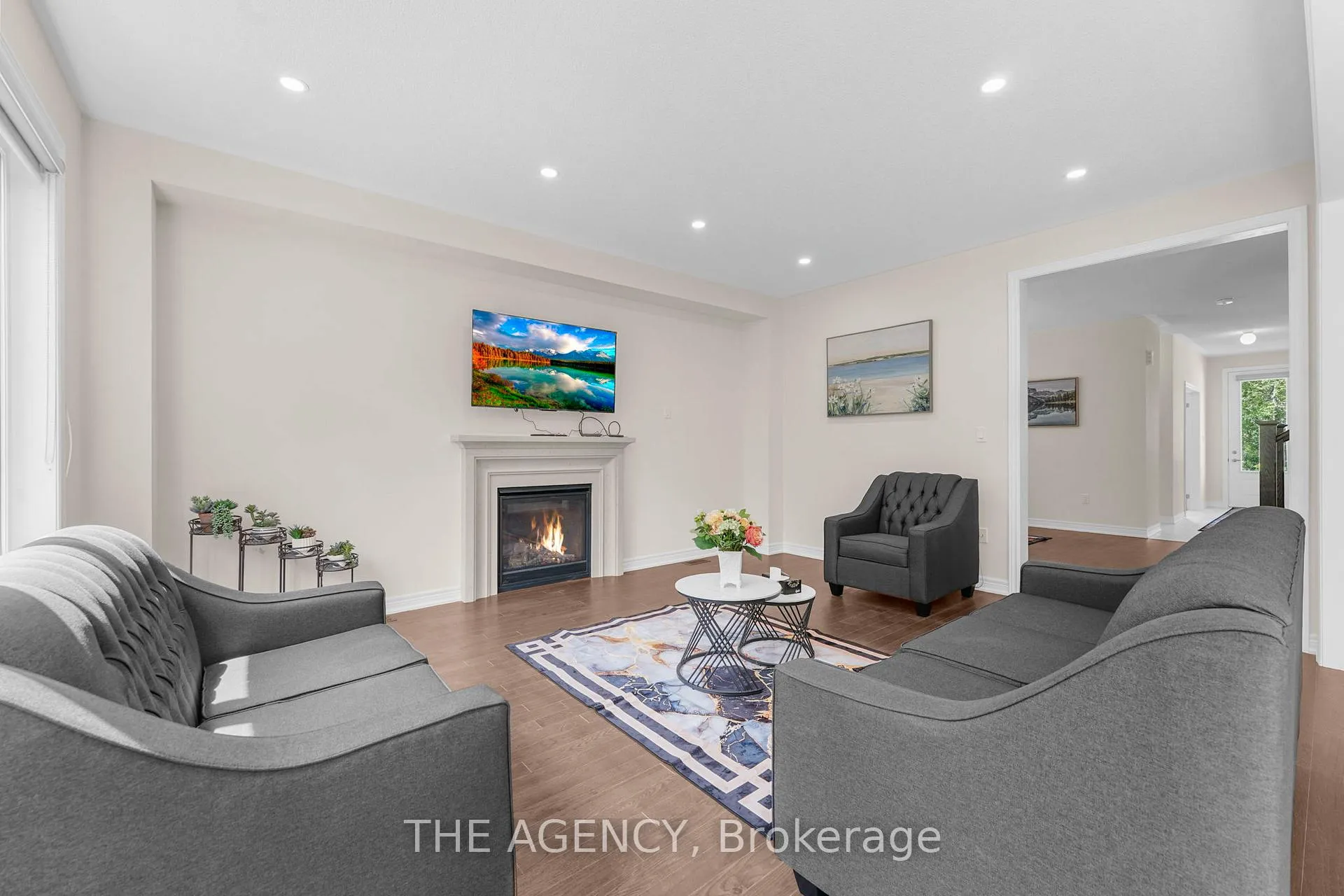 Photo 8 of 145 Dovedale Drive, Georgina, Keswick South — HOMEH