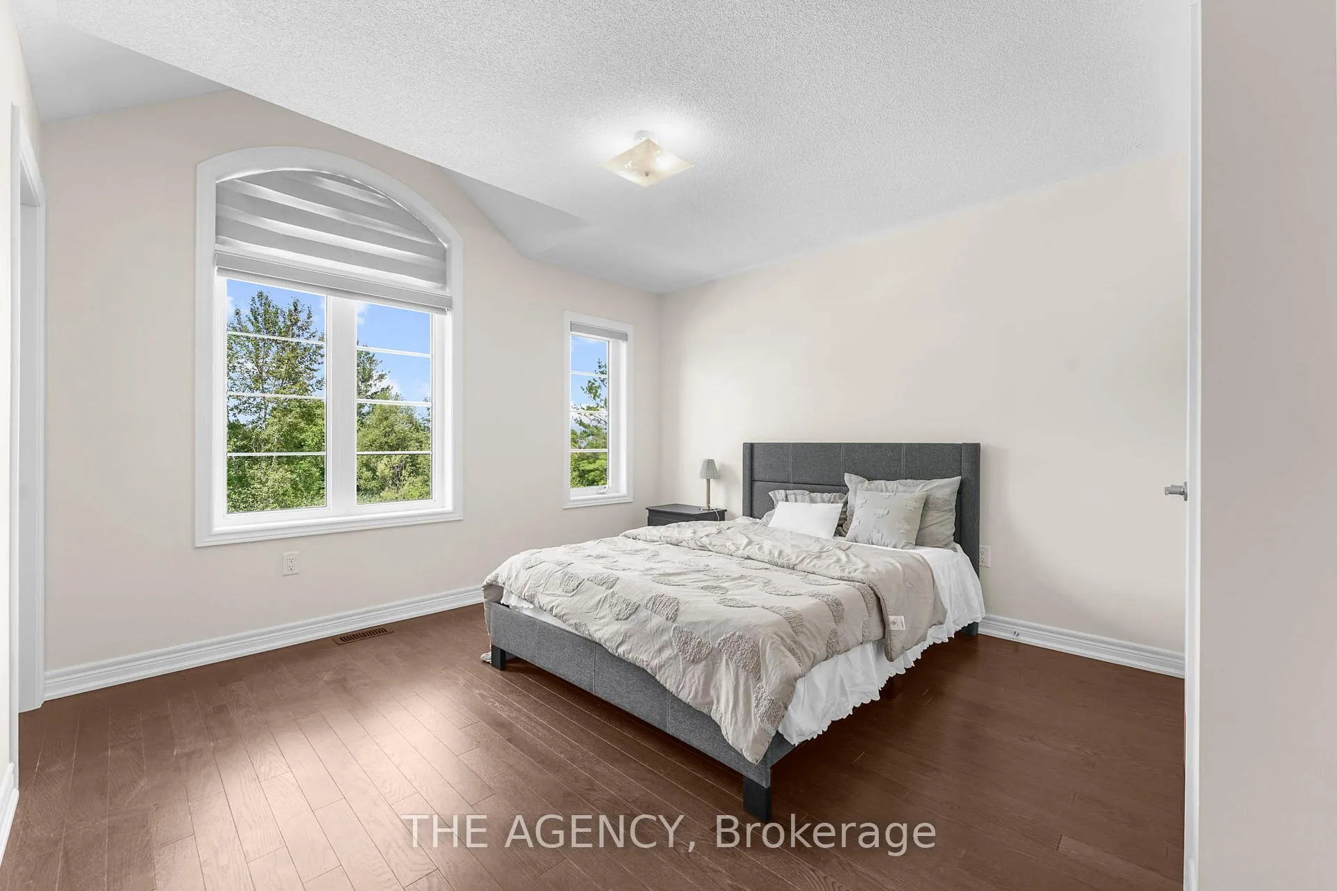 Photo 28 of 145 Dovedale Drive, Georgina, Keswick South — HOMEH
