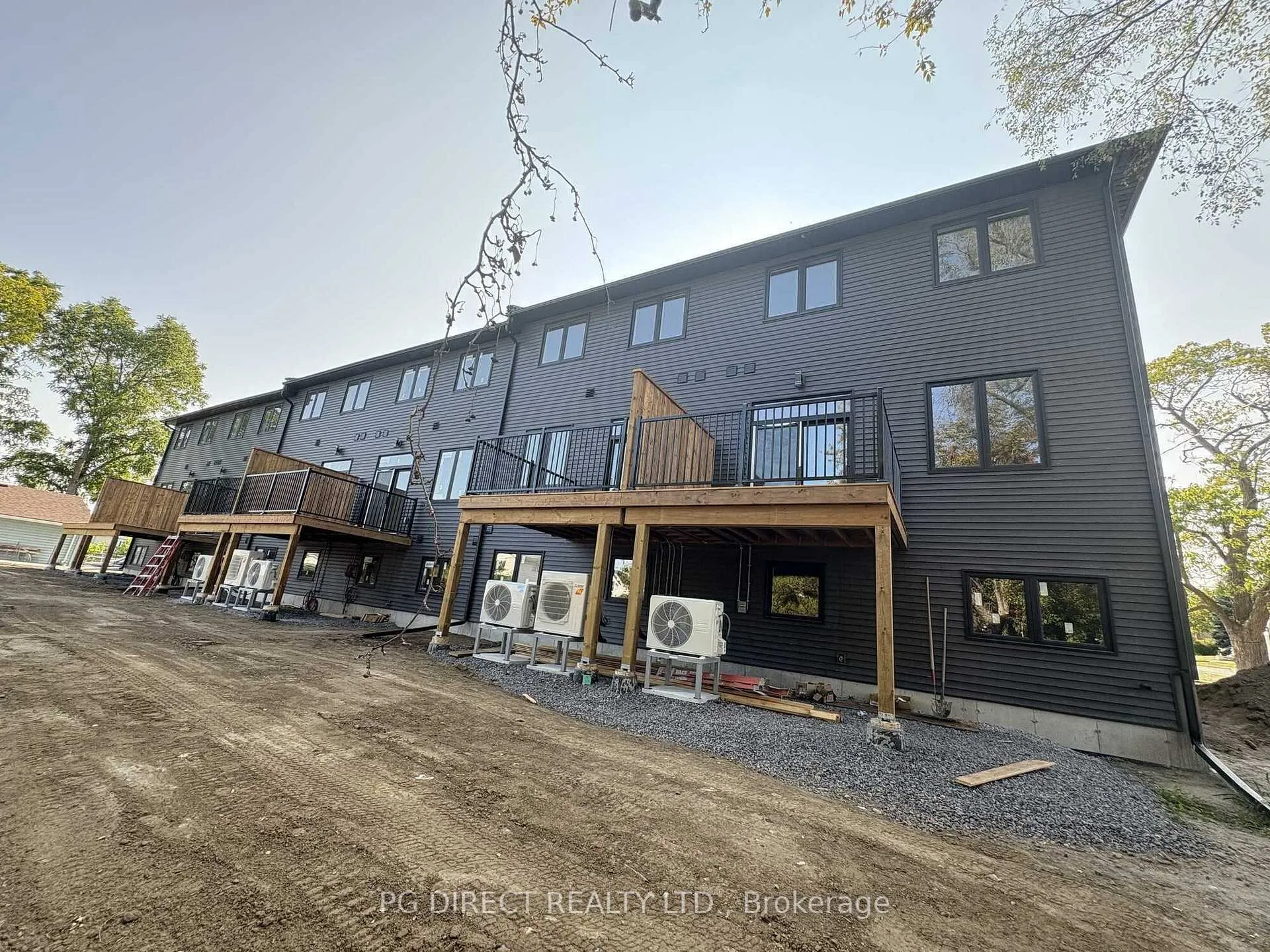 Photo 2 of 83 Maclellan Avenue, Quinte West, Trenton Ward — HOMEH
