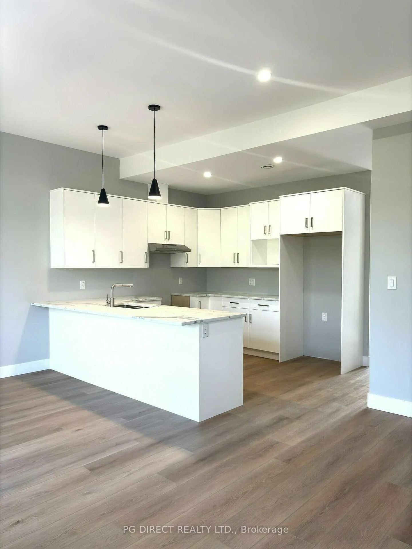 Photo 6 of 83 Maclellan Avenue, Quinte West, Trenton Ward — HOMEH