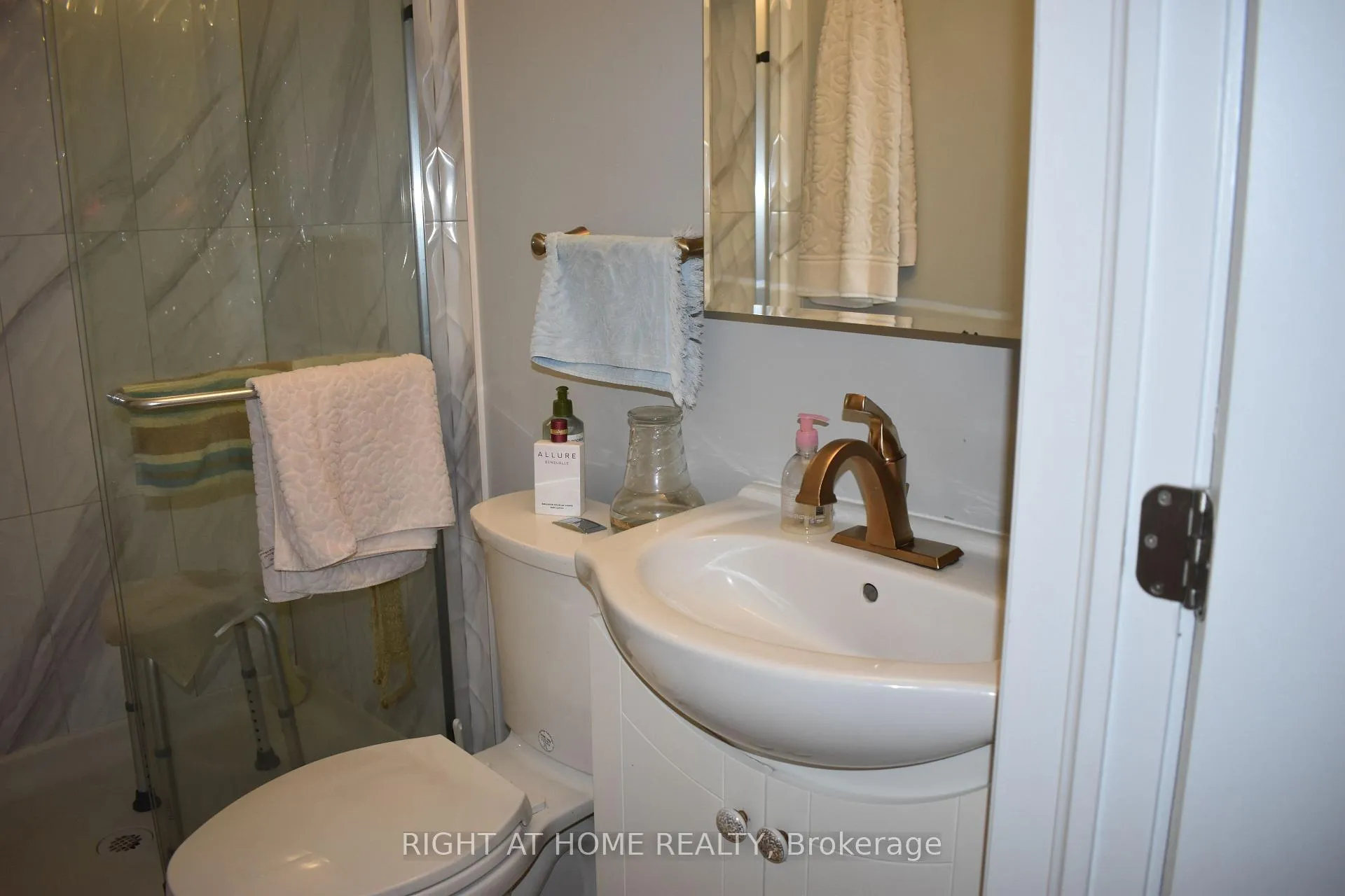 Photo 22 of 65 Chadburn Street, Oshawa, Central — HOMEH