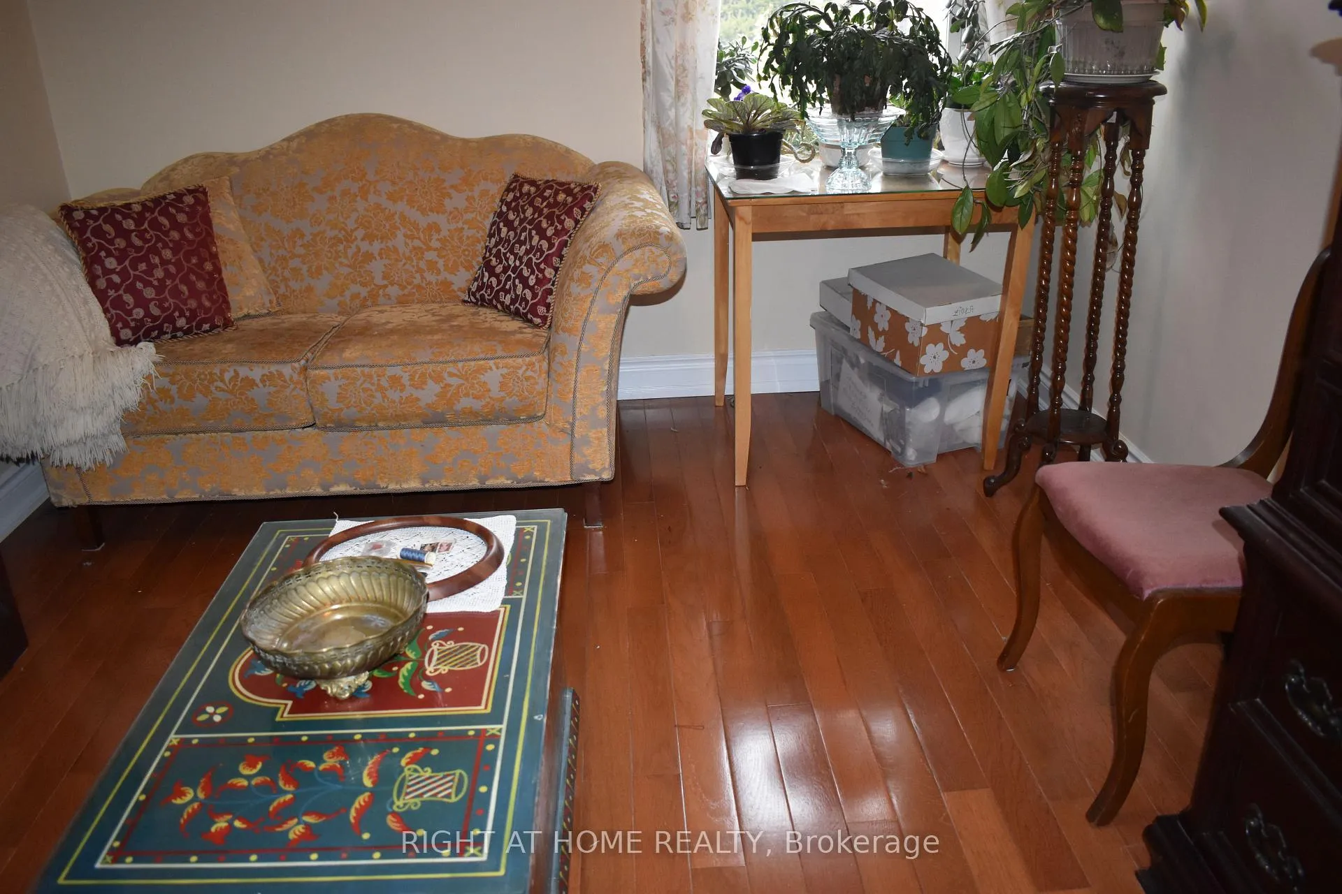 Photo 24 of 65 Chadburn Street, Oshawa, Central — HOMEH