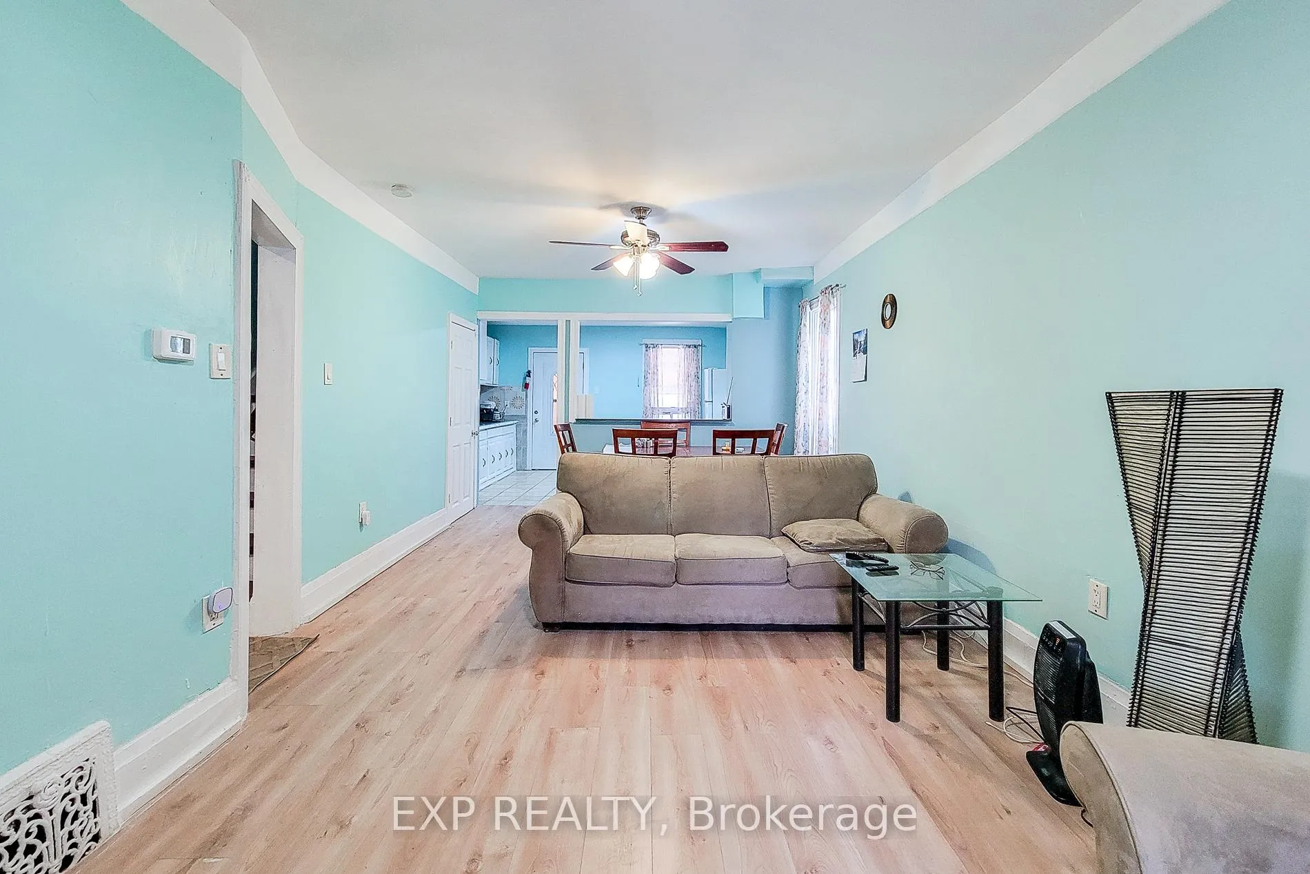 Photo 6 of 204 Sherman Avenue N, Hamilton, Stipley — HOMEH