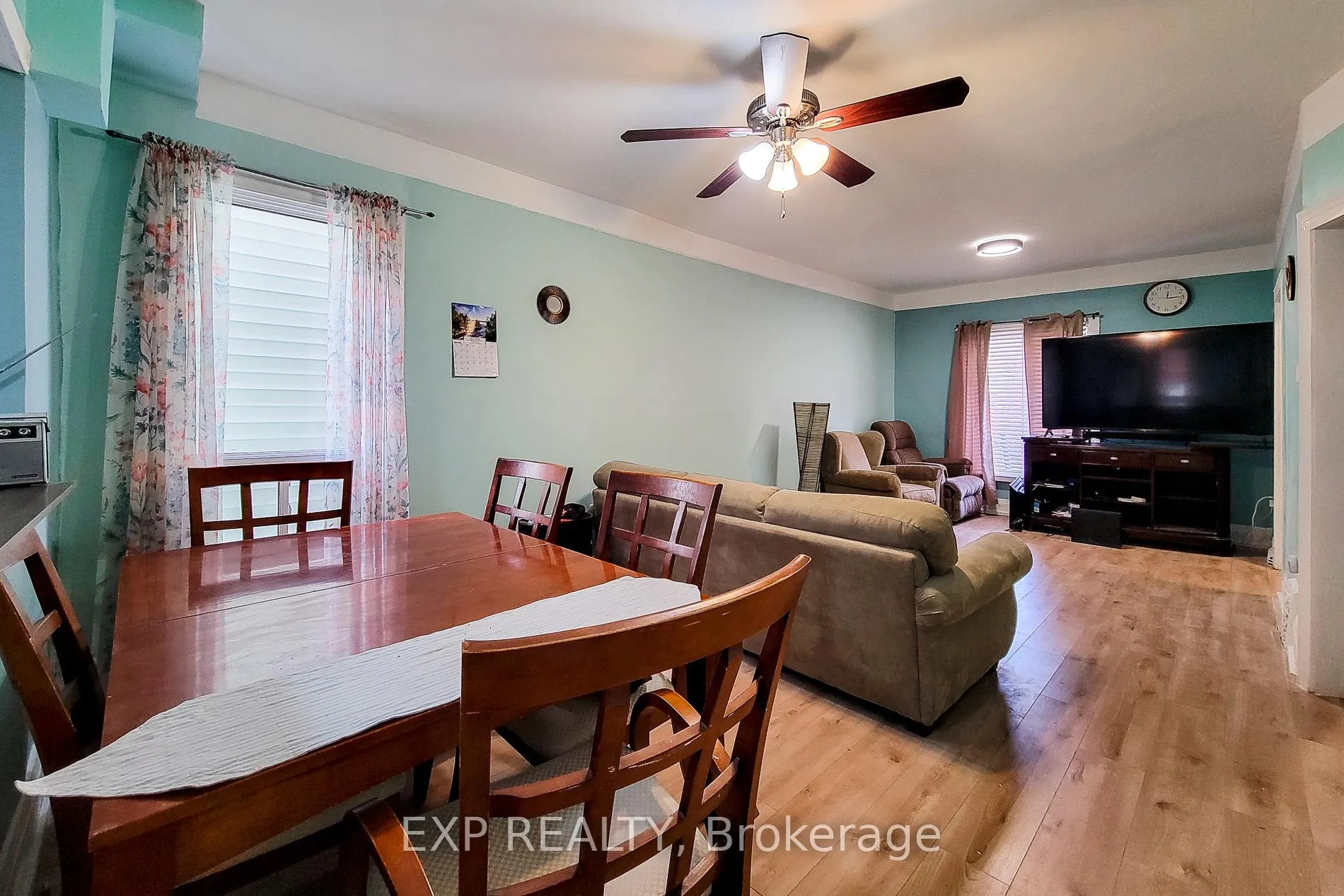 Photo 8 of 204 Sherman Avenue N, Hamilton, Stipley — HOMEH
