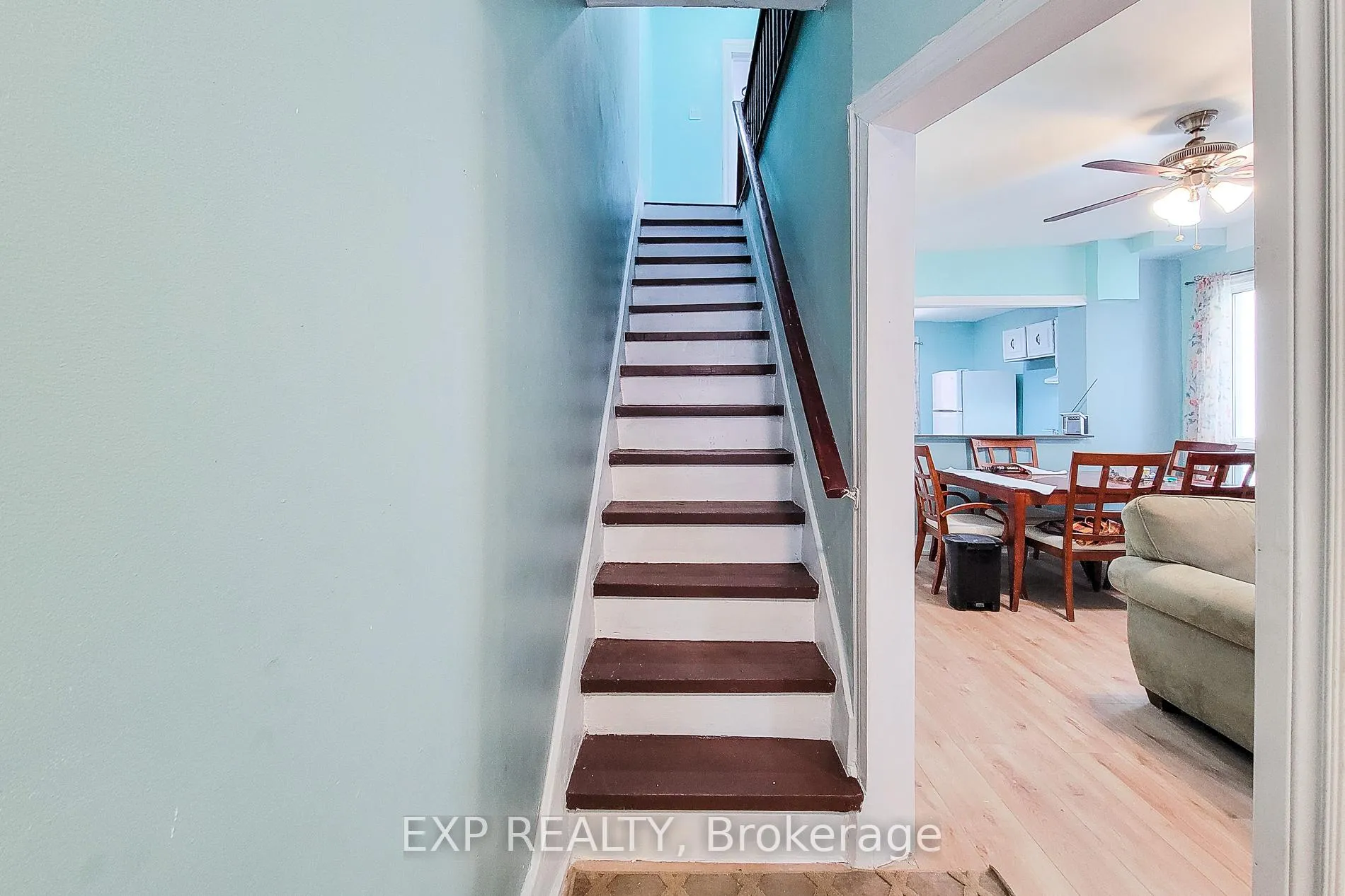 Photo 12 of 204 Sherman Avenue N, Hamilton, Stipley — HOMEH