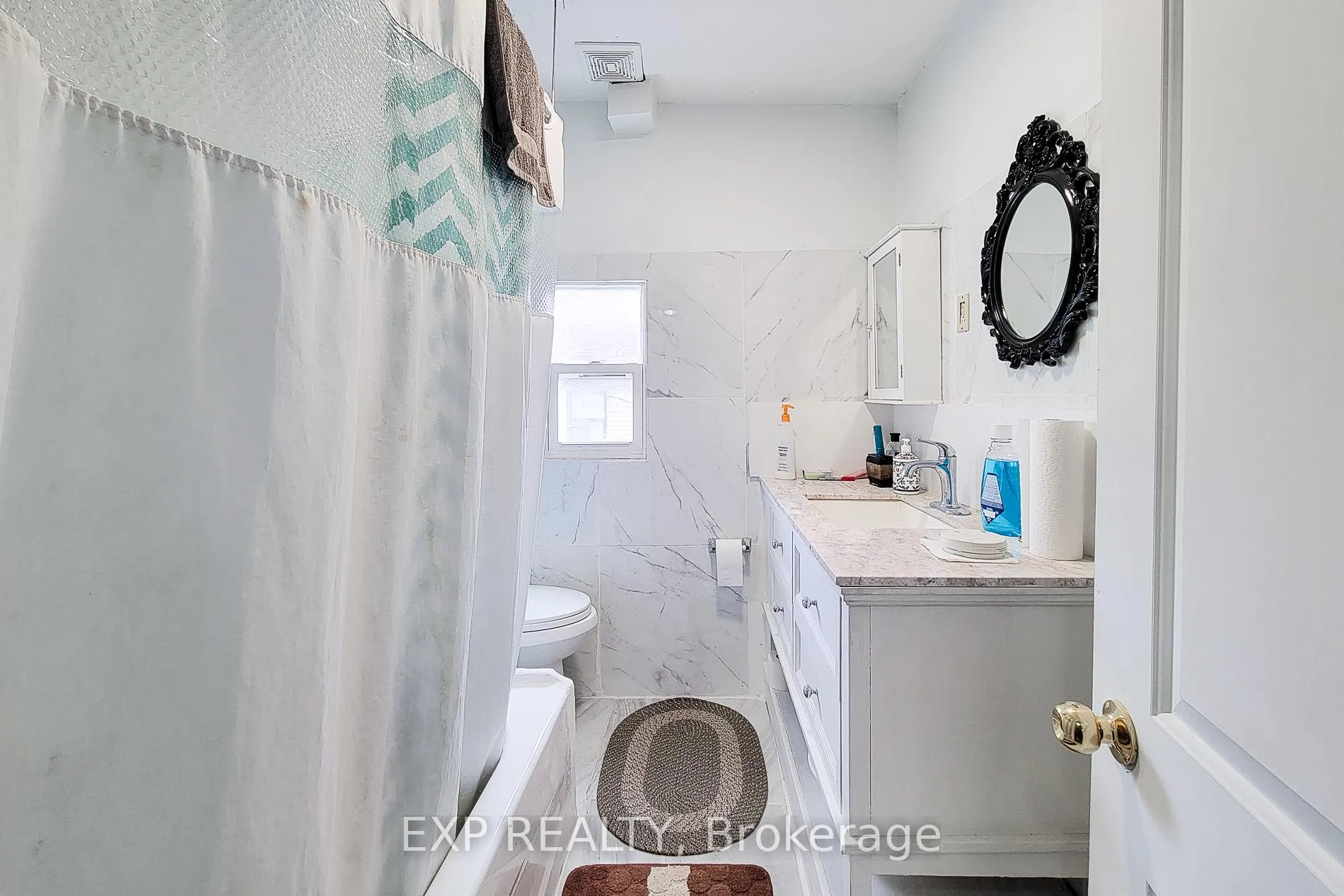 Photo 13 of 204 Sherman Avenue N, Hamilton, Stipley — HOMEH