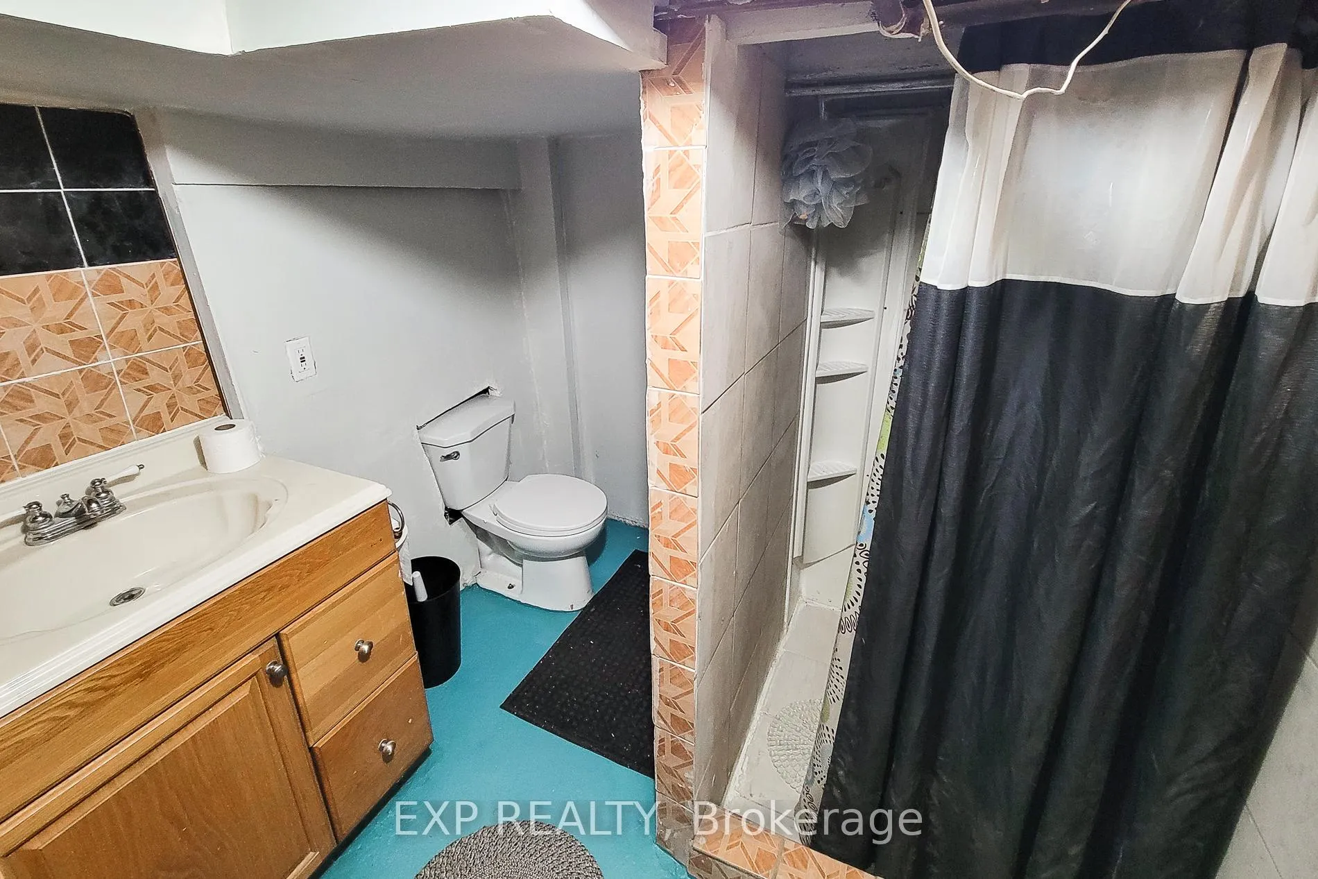 Photo 25 of 204 Sherman Avenue N, Hamilton, Stipley — HOMEH
