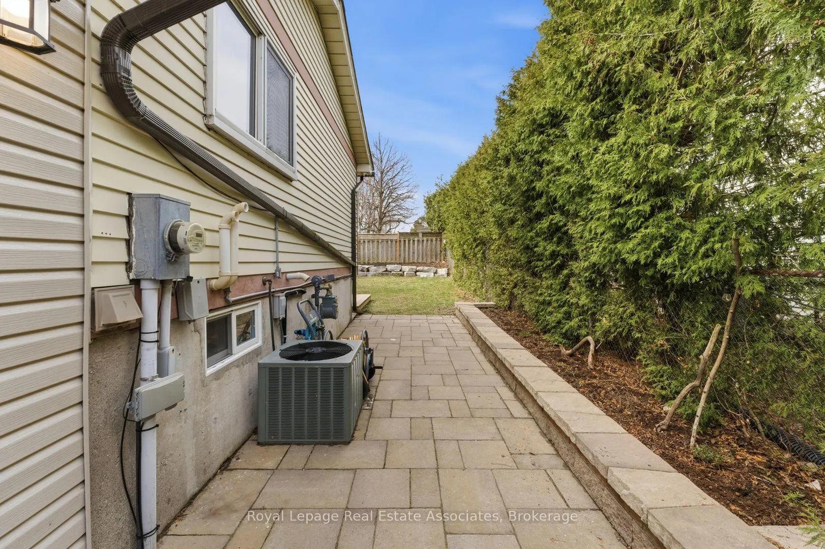 Photo 28 of 2333 Melissa Crescent, Burlington, Brant Hills — HOMEH