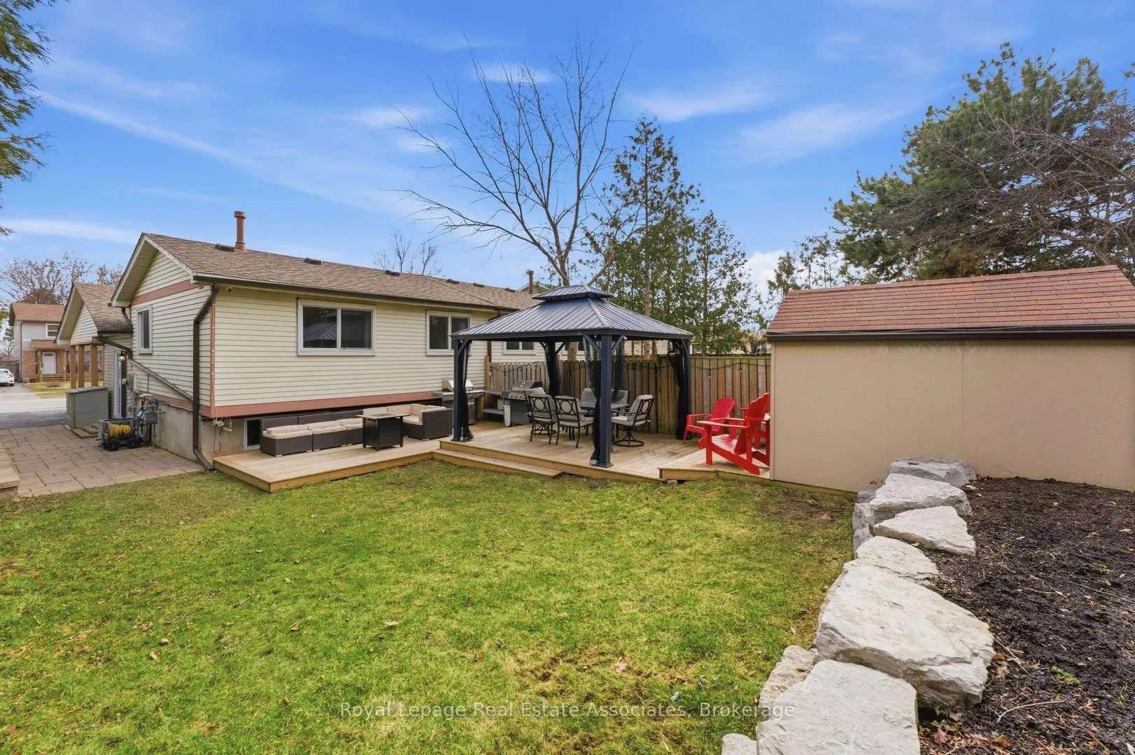 Photo 30 of 2333 Melissa Crescent, Burlington, Brant Hills — HOMEH