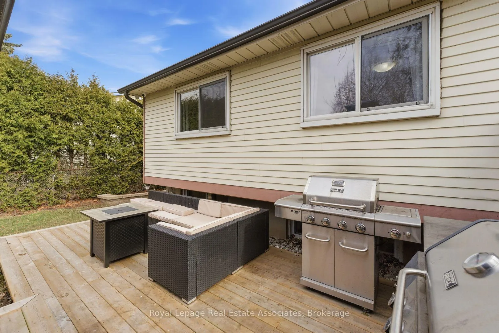 Photo 34 of 2333 Melissa Crescent, Burlington, Brant Hills — HOMEH