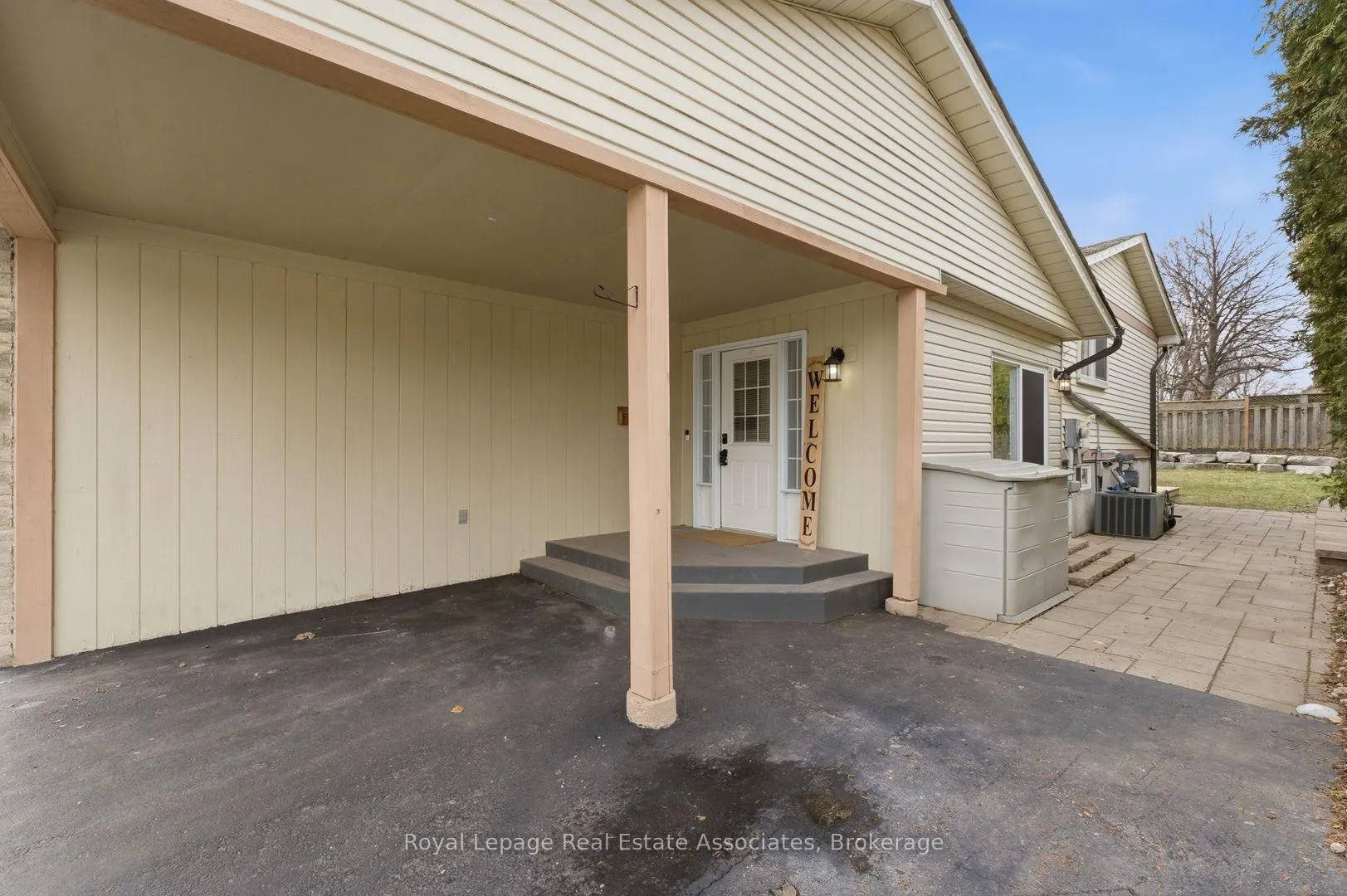 Photo 36 of 2333 Melissa Crescent, Burlington, Brant Hills — HOMEH