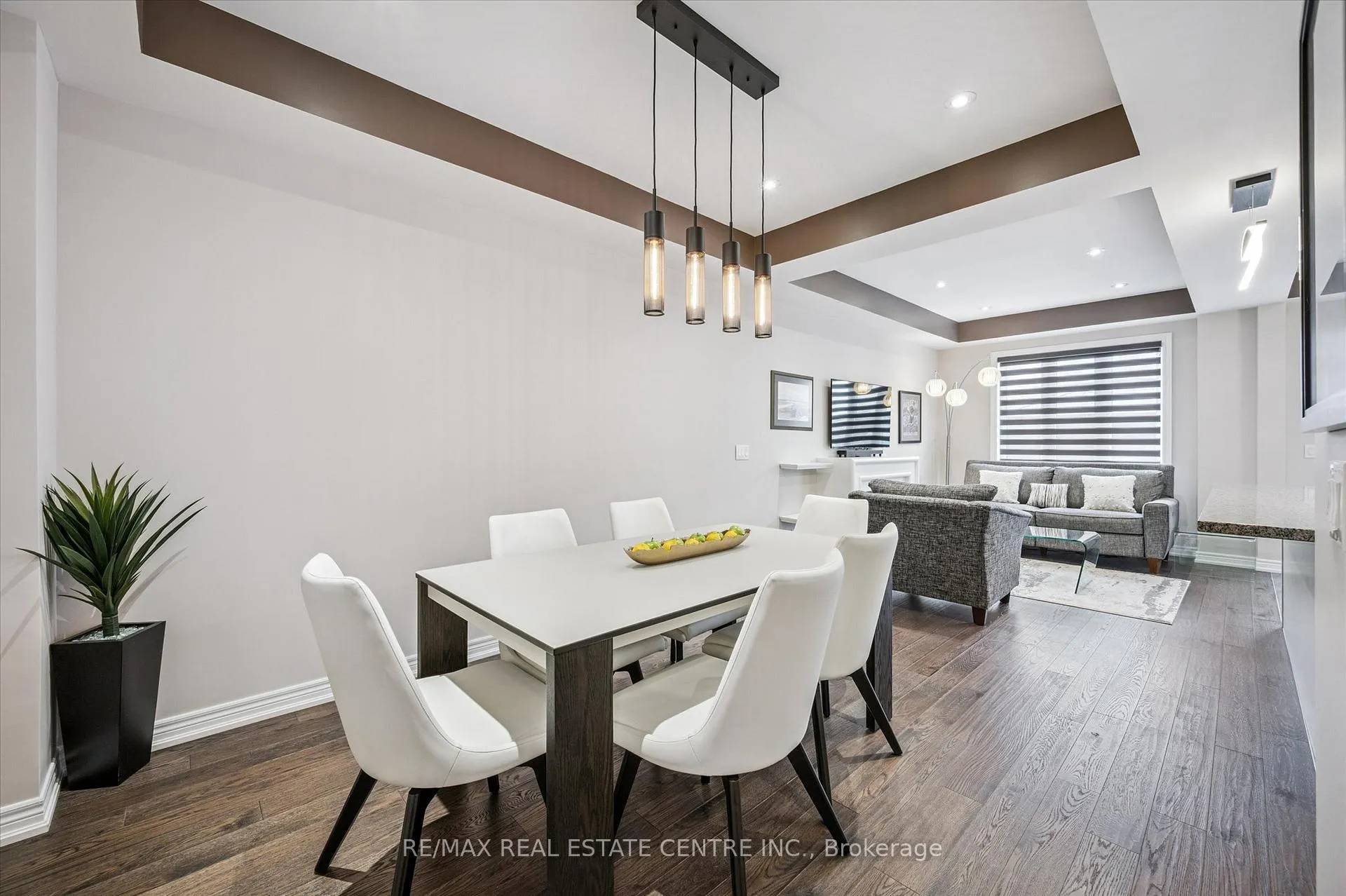 Photo 8 of 42 Stonehill Avenue, Kitchener — HOMEH
