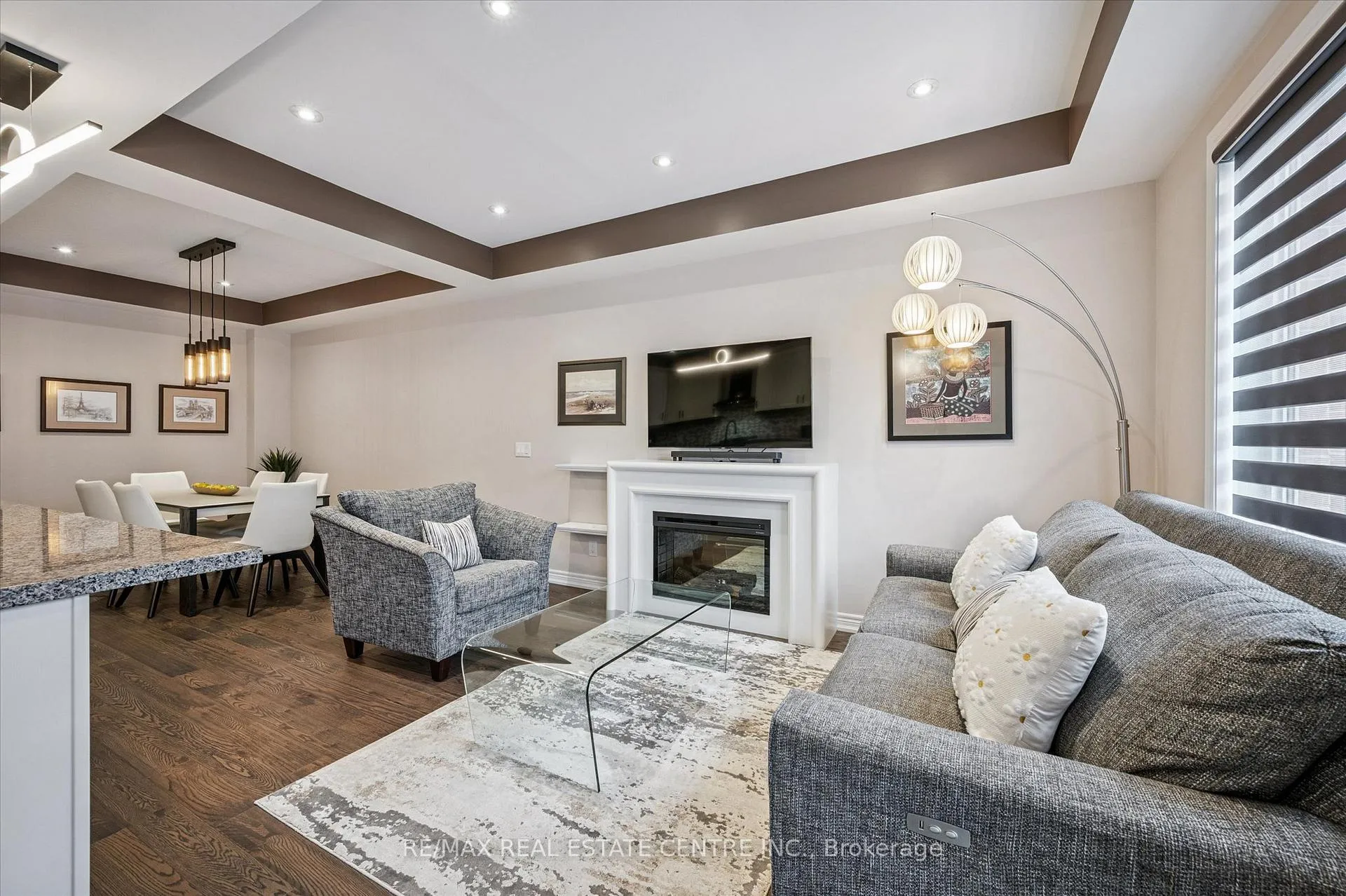 Photo 10 of 42 Stonehill Avenue, Kitchener — HOMEH