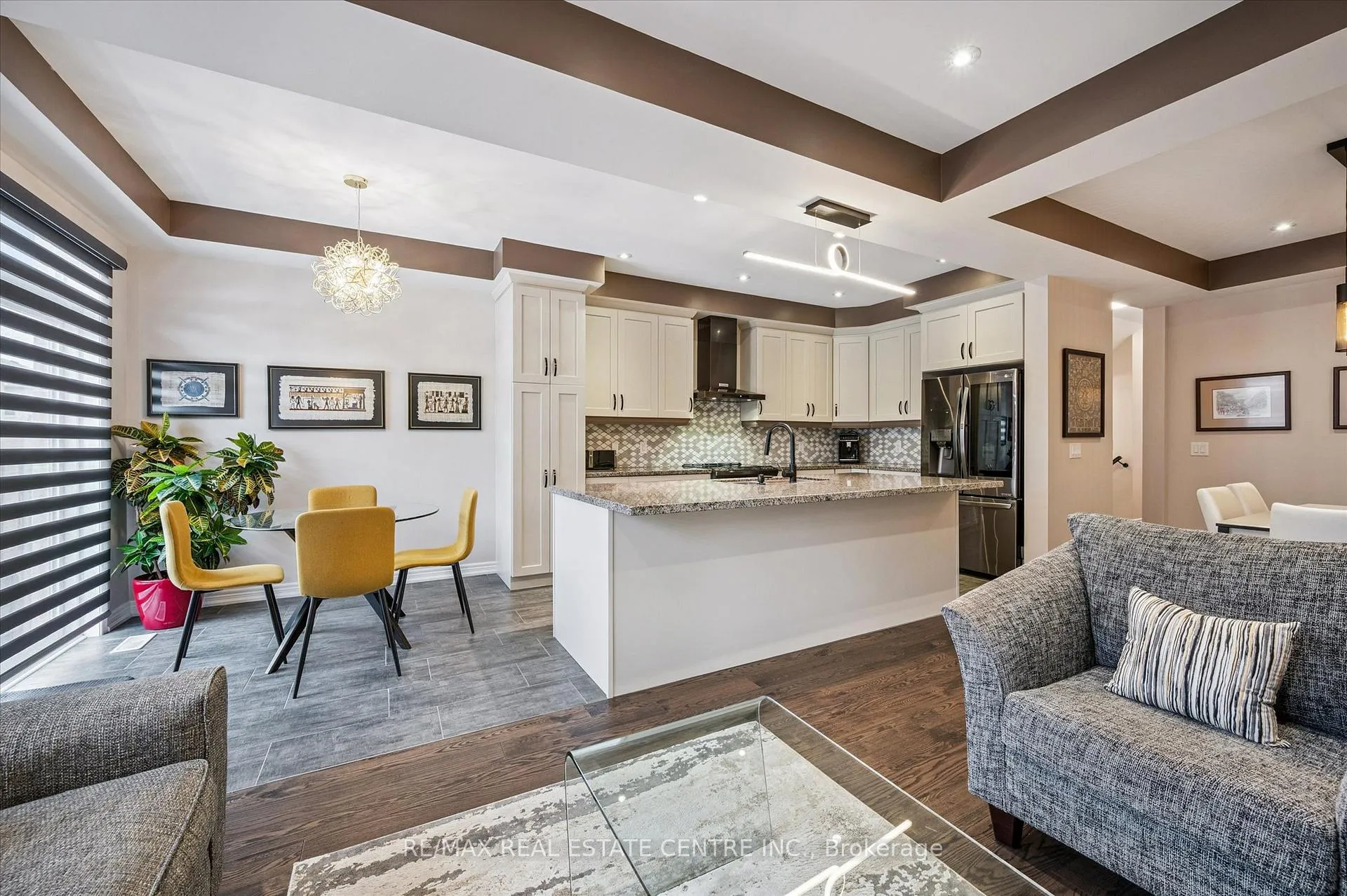 Photo 12 of 42 Stonehill Avenue, Kitchener — HOMEH