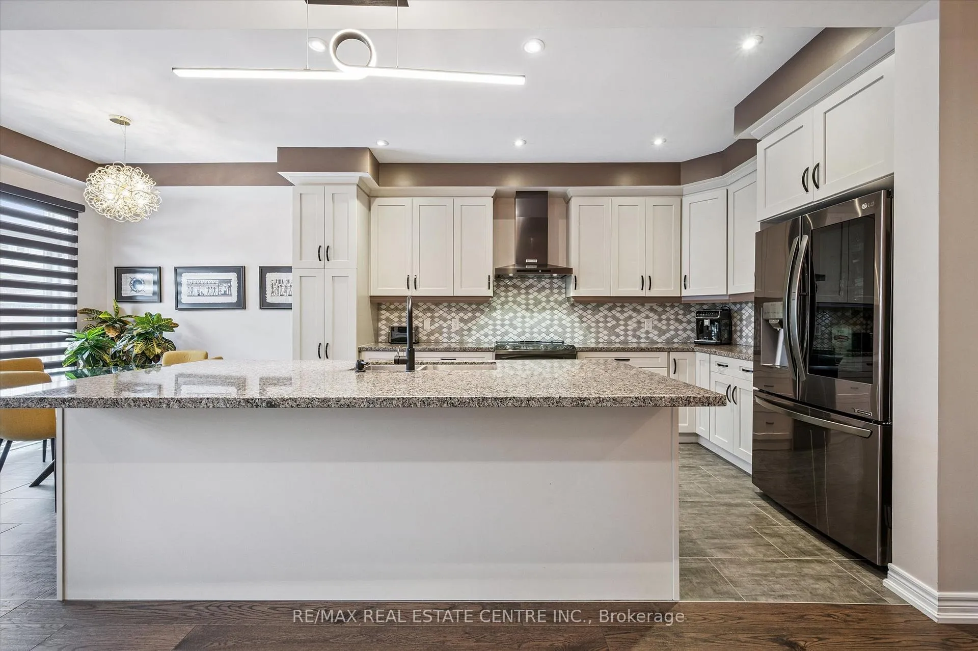 Photo 15 of 42 Stonehill Avenue, Kitchener — HOMEH