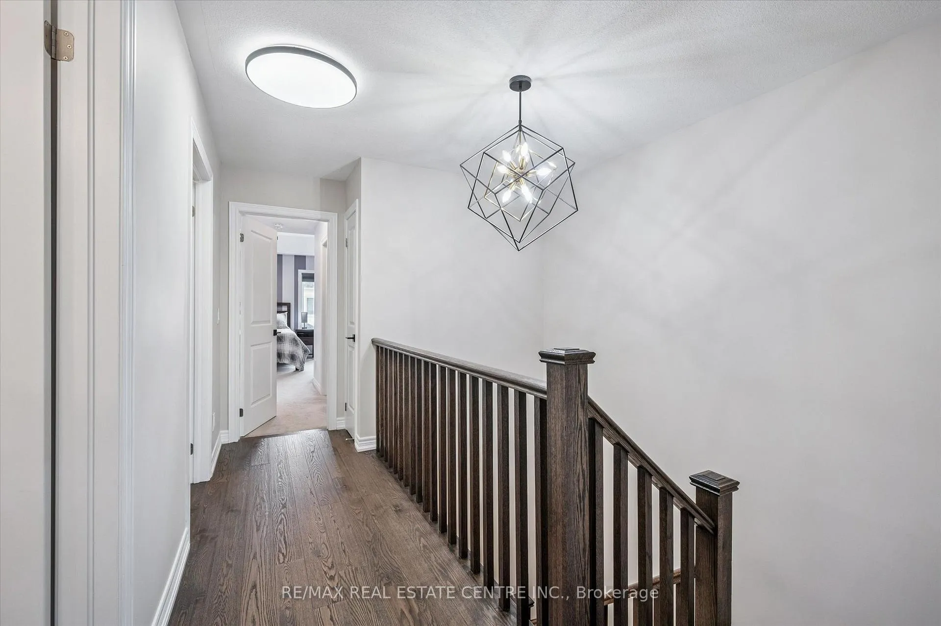 Photo 19 of 42 Stonehill Avenue, Kitchener — HOMEH