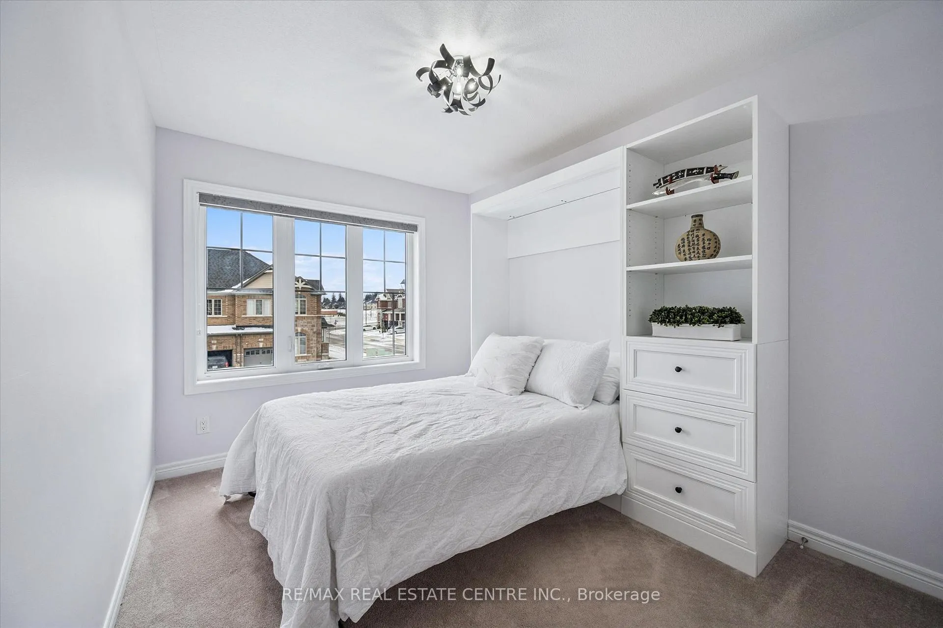 Photo 28 of 42 Stonehill Avenue, Kitchener — HOMEH