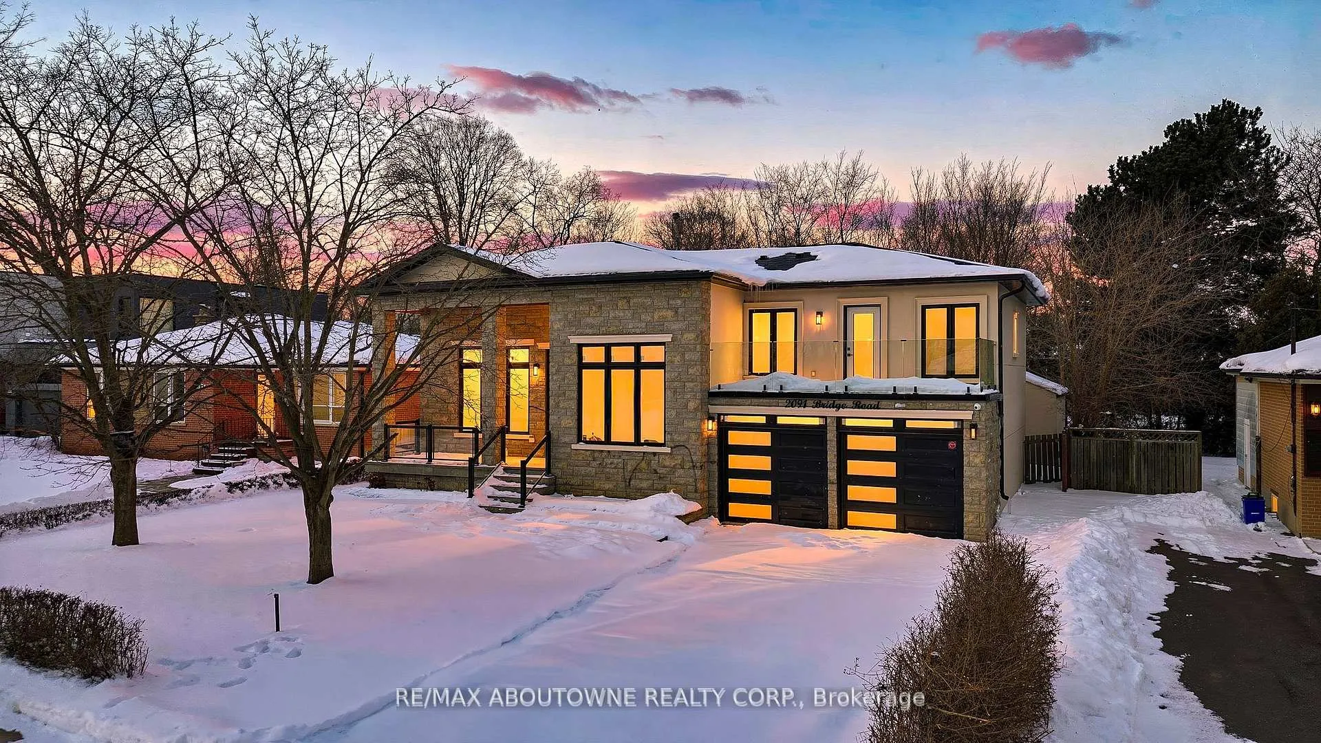 Photo 1 of 2091 Bridge Road, Oakville, West — HOMEH