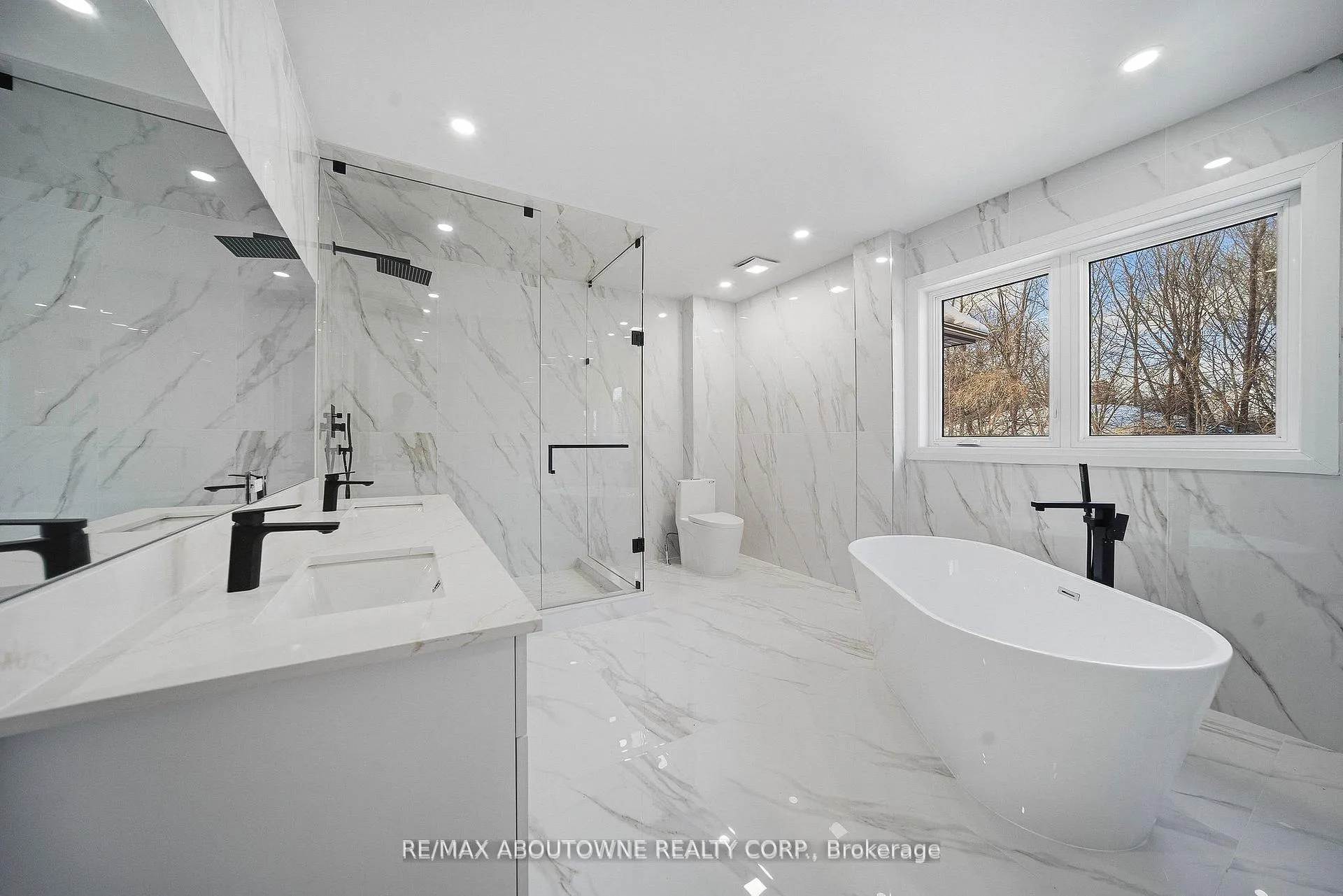 Photo 23 of 2091 Bridge Road, Oakville, West — HOMEH