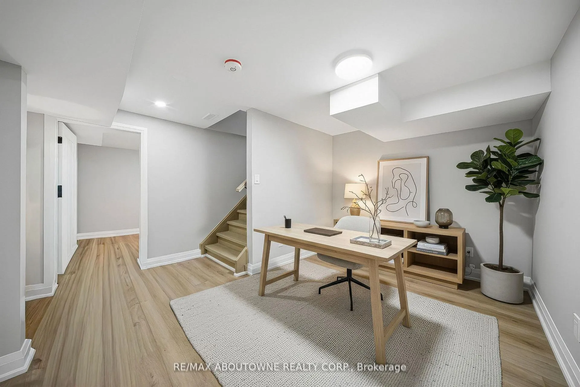 Photo 27 of 2091 Bridge Road, Oakville, West — HOMEH