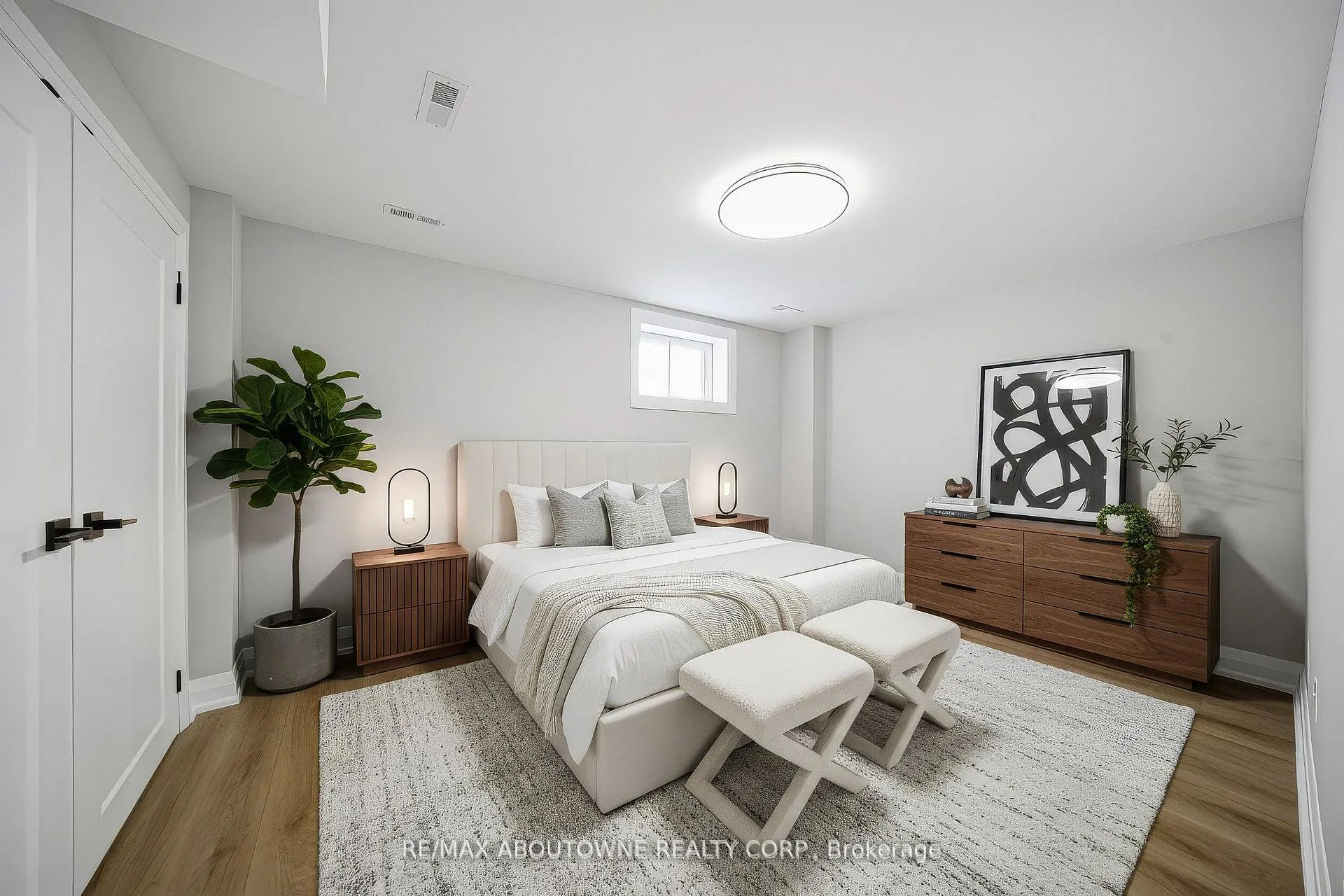 Photo 29 of 2091 Bridge Road, Oakville, West — HOMEH