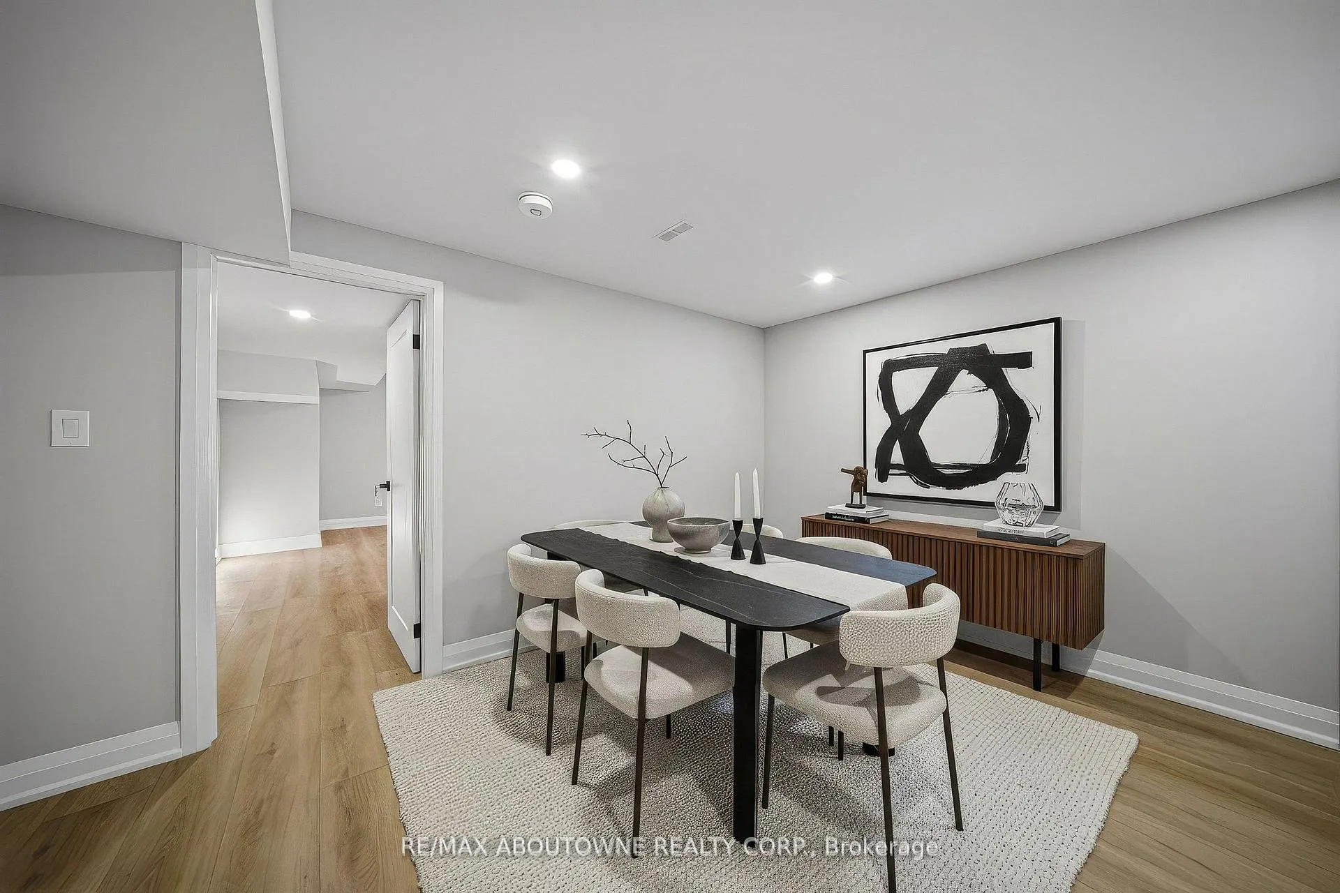 Photo 31 of 2091 Bridge Road, Oakville, West — HOMEH