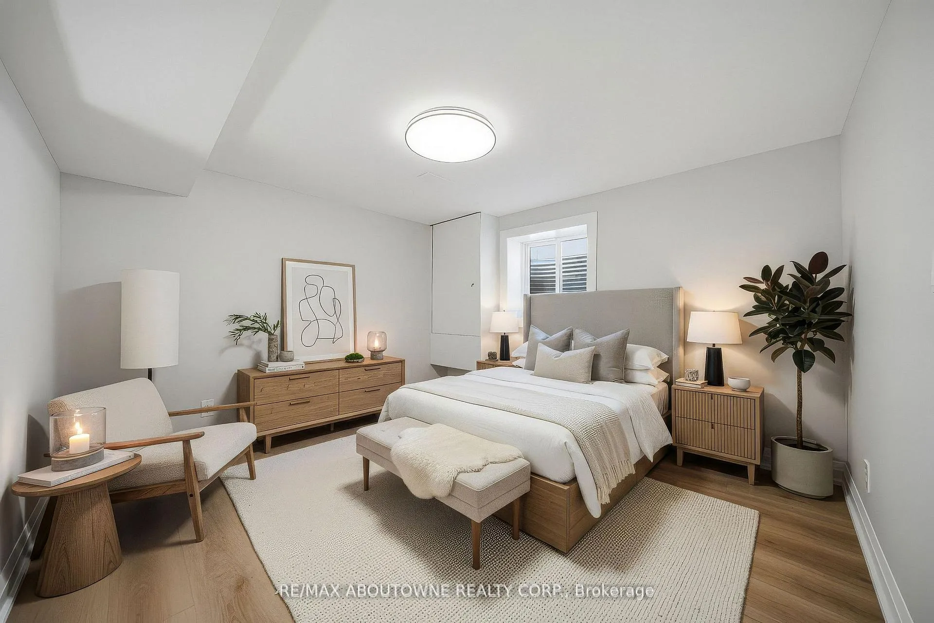 Photo 32 of 2091 Bridge Road, Oakville, West — HOMEH