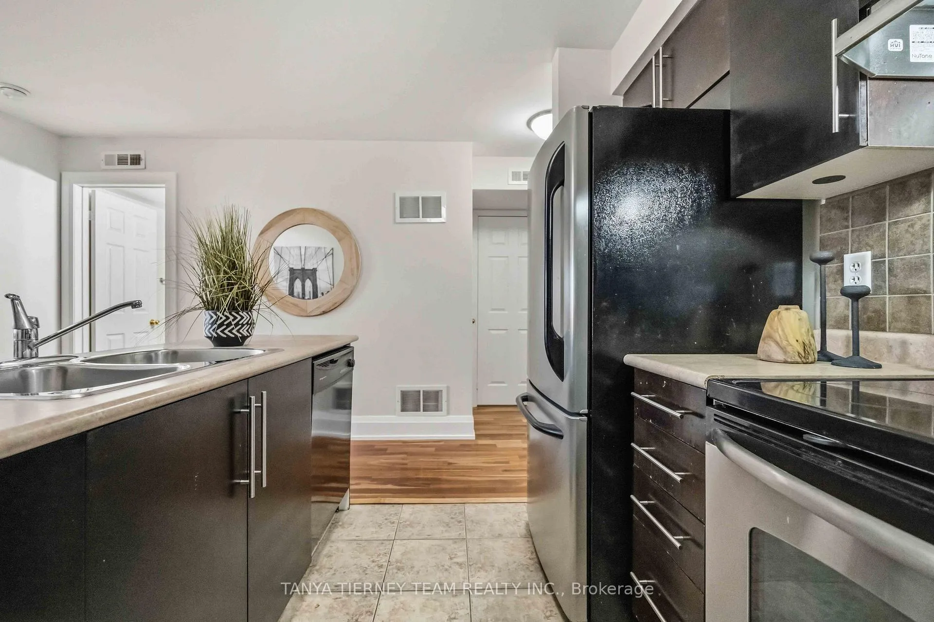 Photo 20 of Unit 3, 48 Petra Way, Whitby, Pringle Creek — HOMEH